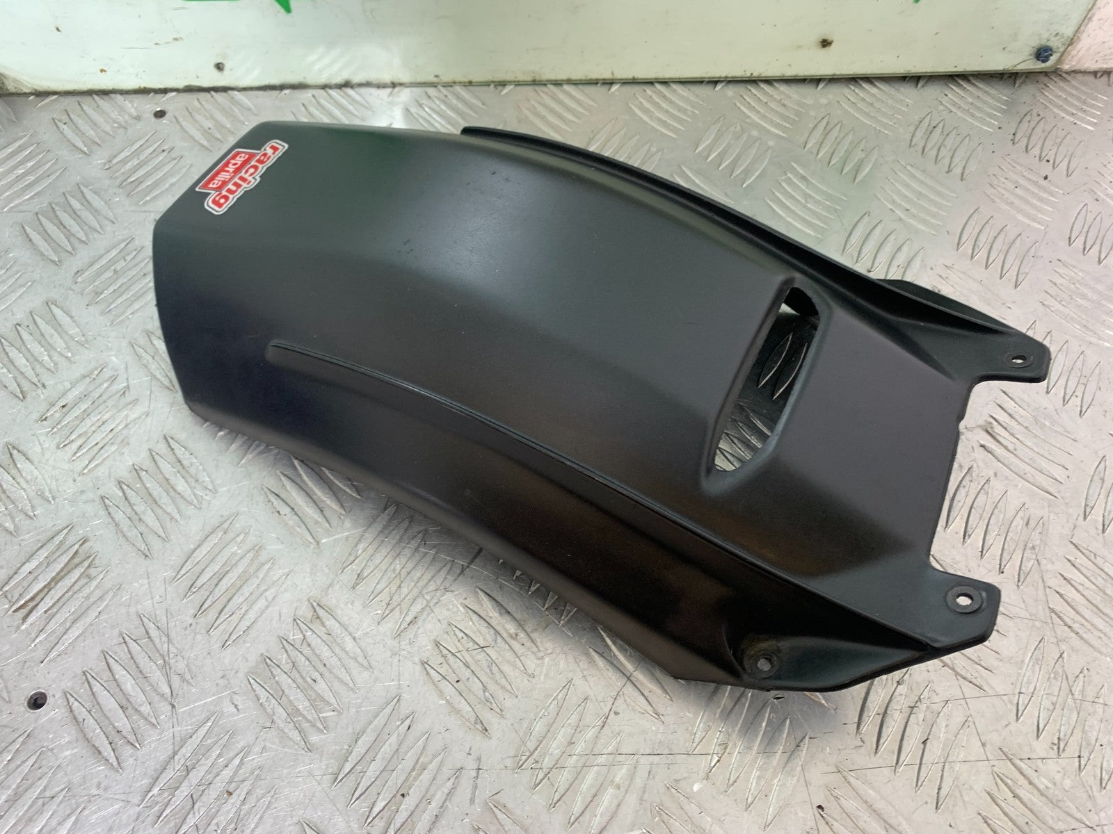 APRILIA RSV1000 RSV 1000 MILLE HUGGER  1998- 2003 (CMB1184)
