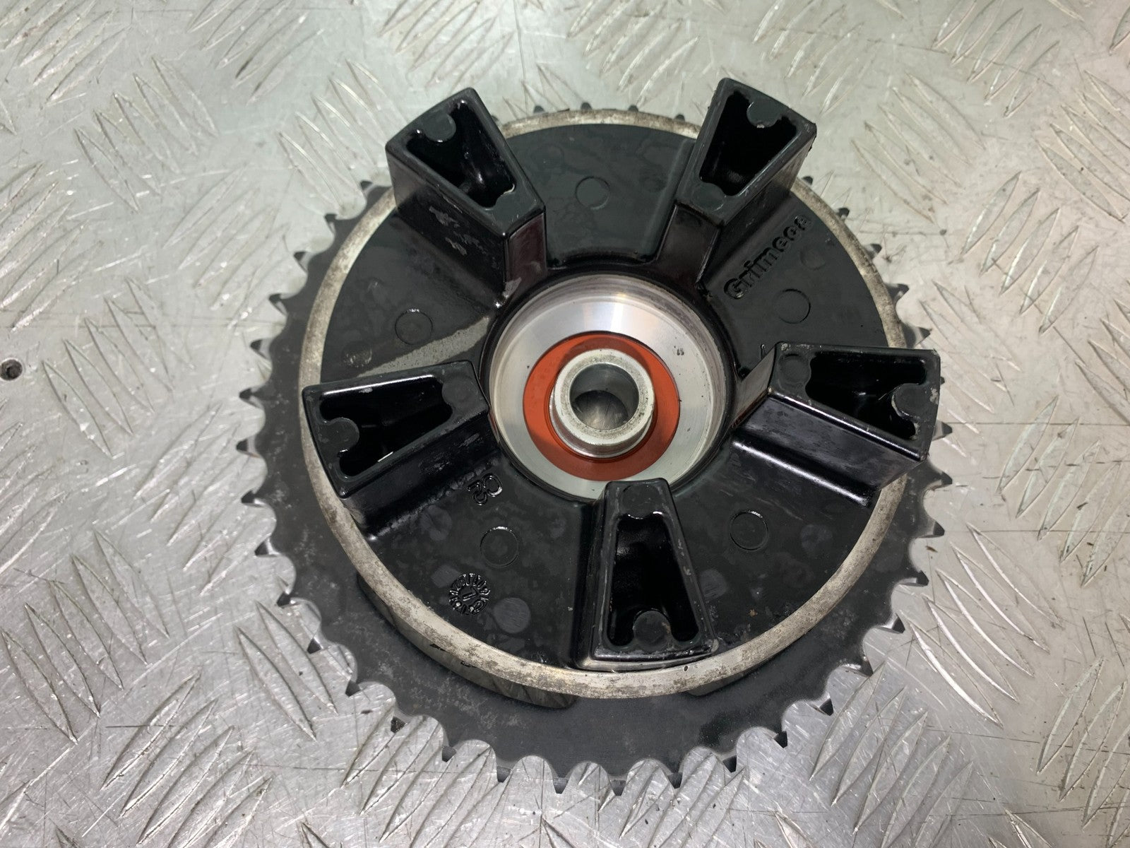 HONDA CBF600 CBF 600 SPROCKET CARRIER  YEAR 2004 -07 (CMB1247)