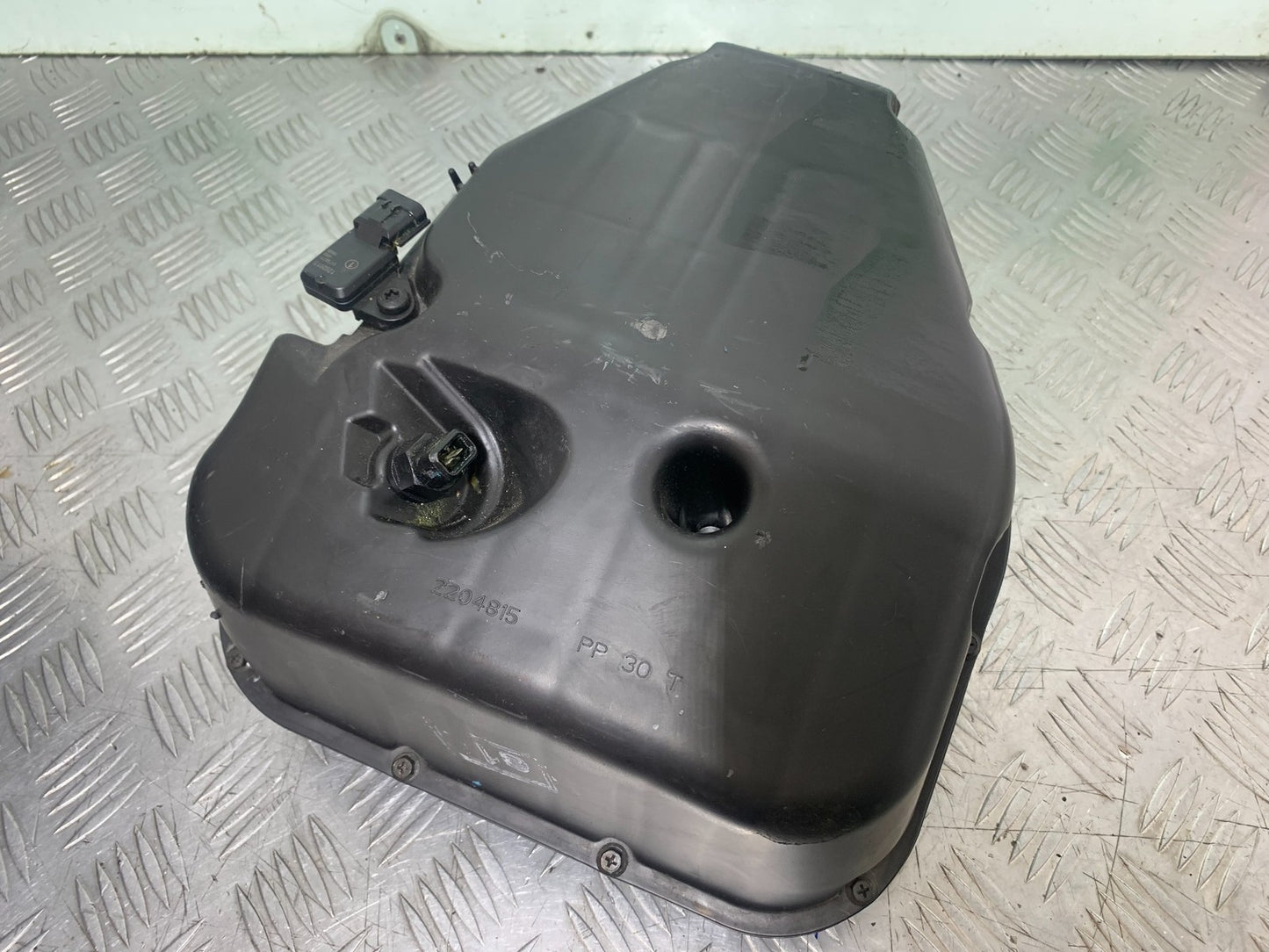 TRIUMPH 1050 SPRINT ST AIRBOX  YEAR 2004-2007 (CMB1197)