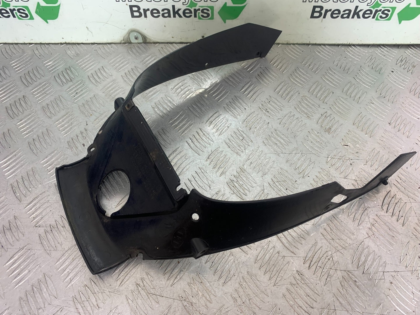 HONDA ST1100 PAN EUROPEAN FAIRING V-PIECE YEAR  1993-2001 (CMB1195)