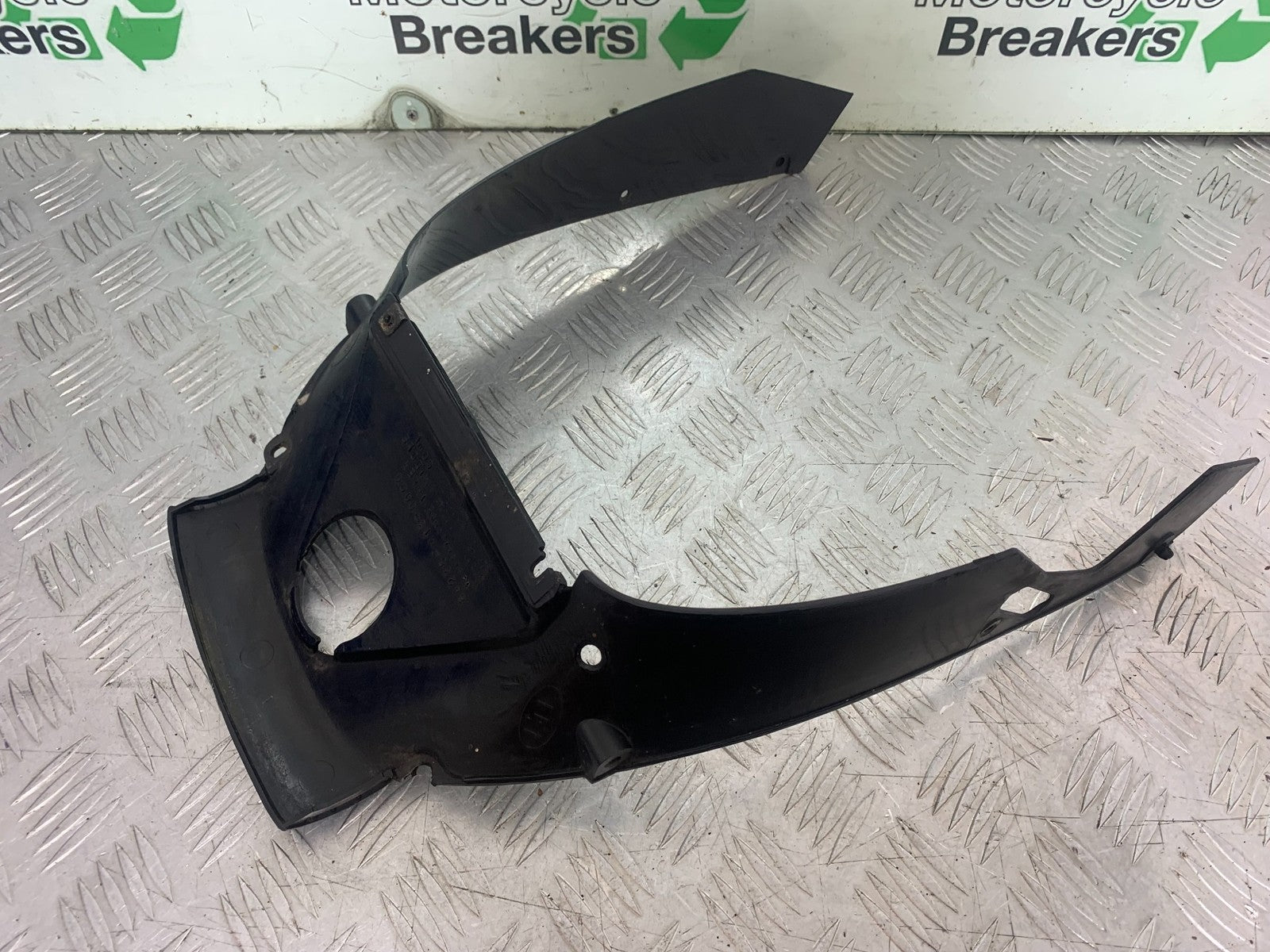 HONDA ST1100 PAN EUROPEAN FAIRING V-PIECE YEAR  1993-2001 (CMB1195)