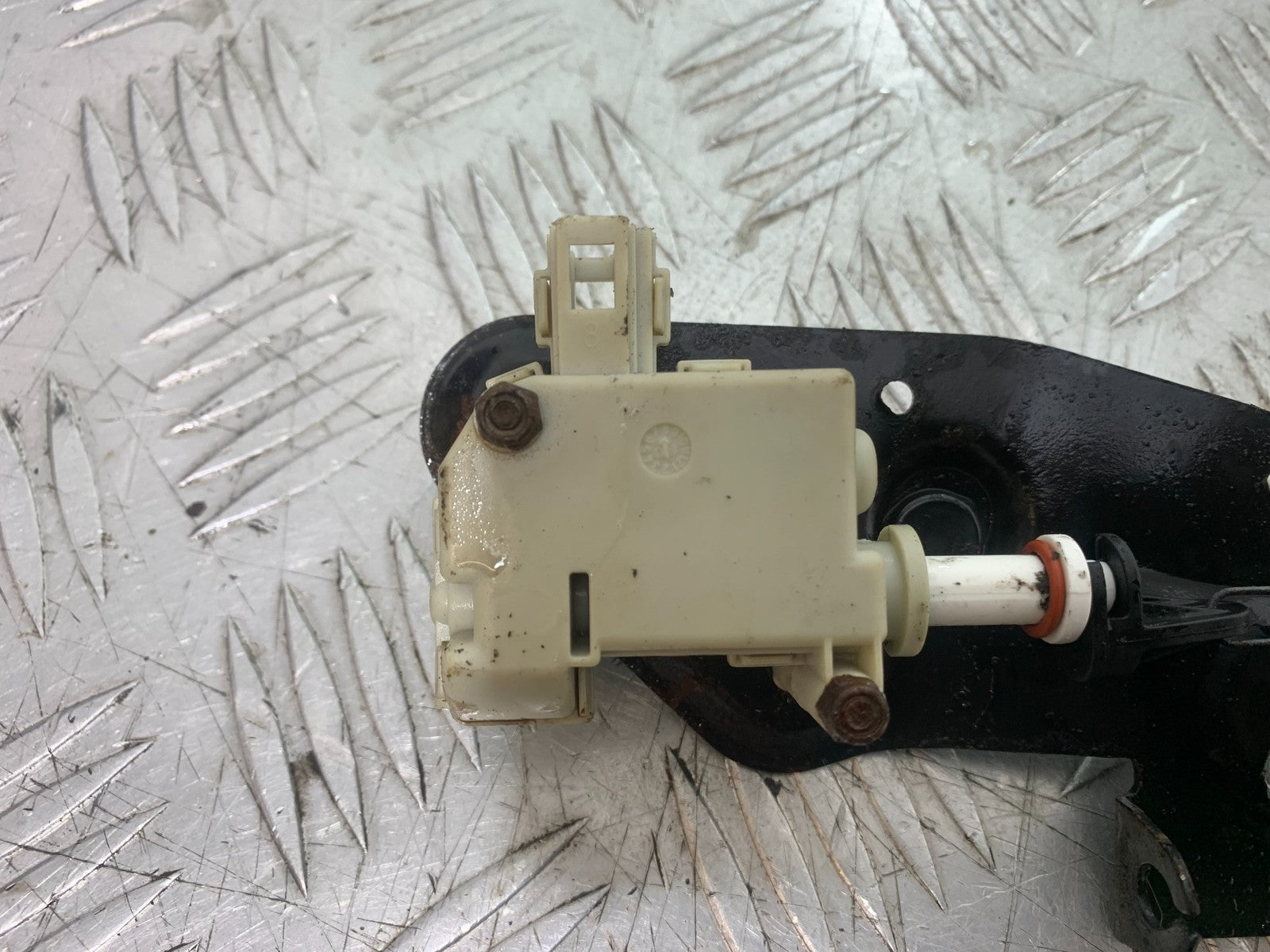 PIAGGIO VESPA GTS 125 SEAT CATCH   YEAR 2009-2014  (CMB1261)