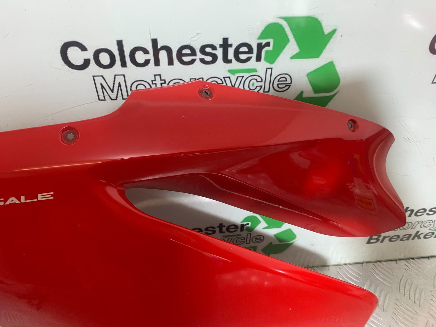 DUCATI 1299 PANIGALE LEFT MIDDLE FAIRING PANEL YEAR 2016 (CMB 1187)