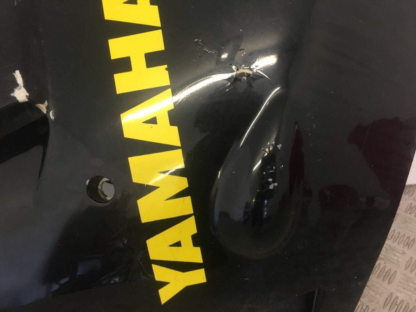 YAMAHA FZR1000 FZR 1000 GENESIS LEFT FAIRING PANEL    (STOCK NO 180)