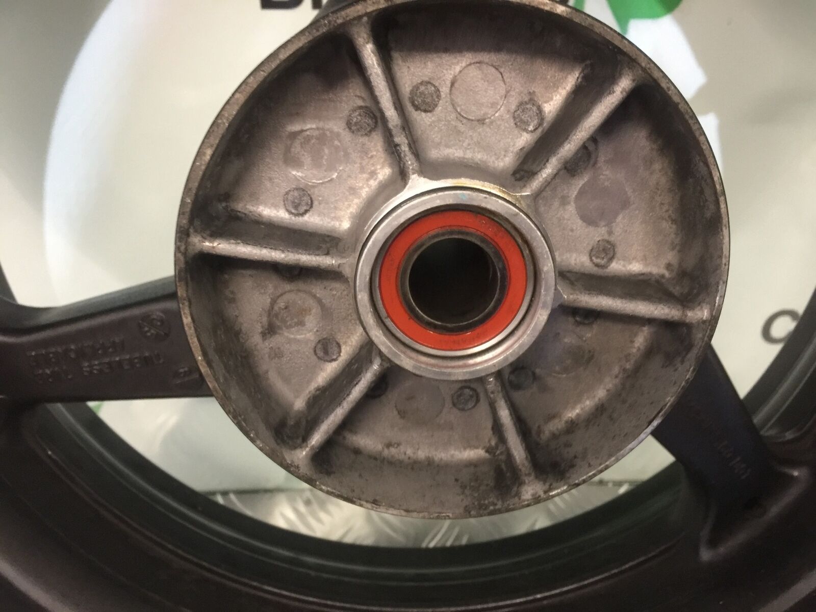 HONDA CBR600 RR REAR WHEEL  YEAR 2005-2006 (STOCK 933)