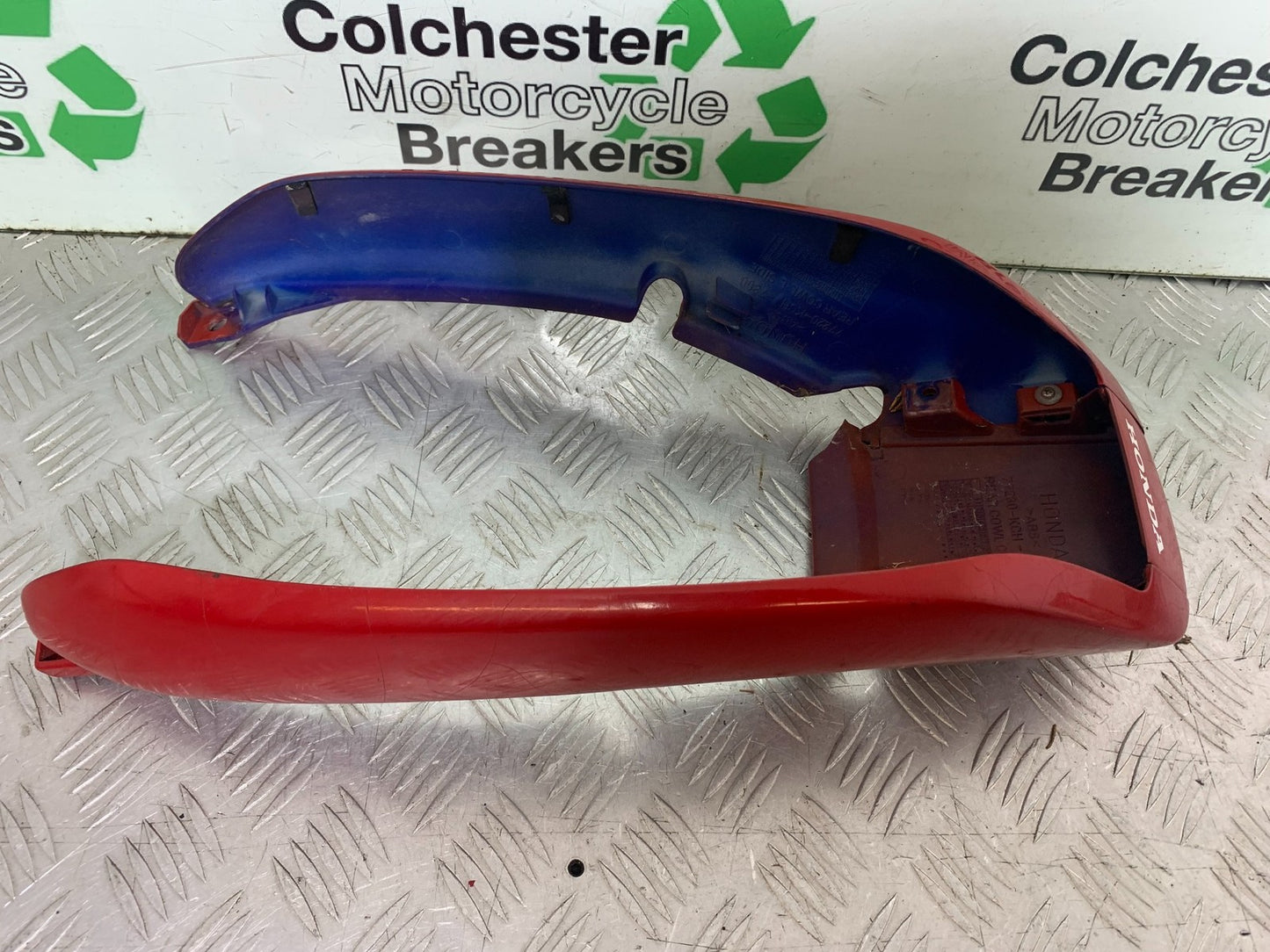 HONDA CG125 CG 125 TAIL PIECE  YEAR 1998-2000 (CMB1282)
