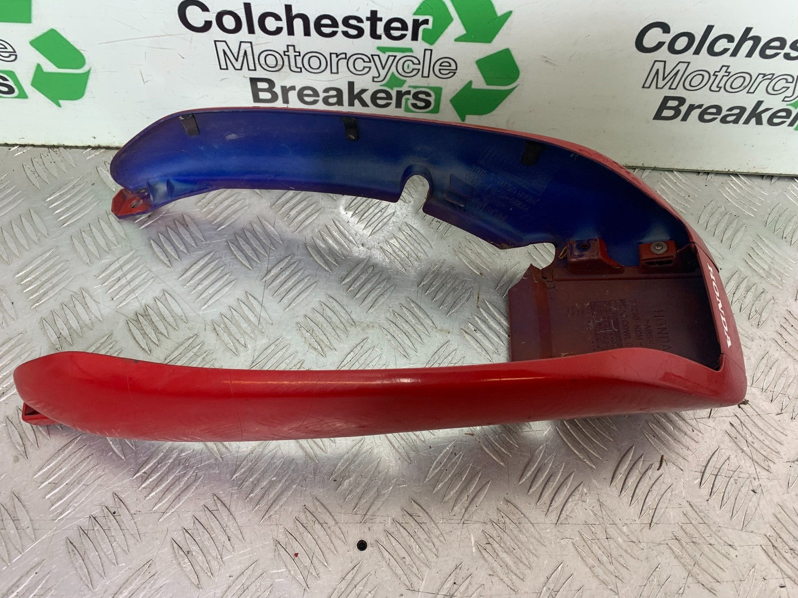 HONDA CG125 CG 125 TAIL PIECE  YEAR 1998-2000 (CMB1282)