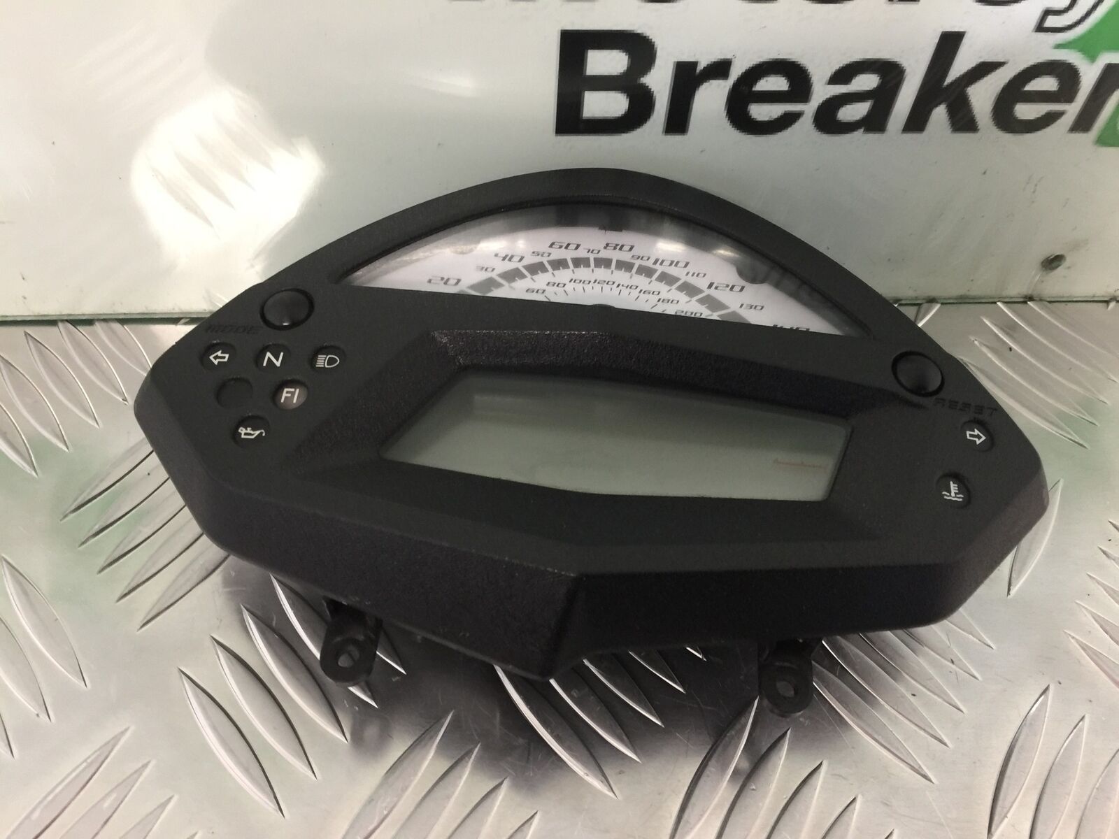 KAWASAKI ER6 N CLOCKS SPEEDO DASH  YEAR 2009-2011  (STOCK 928)