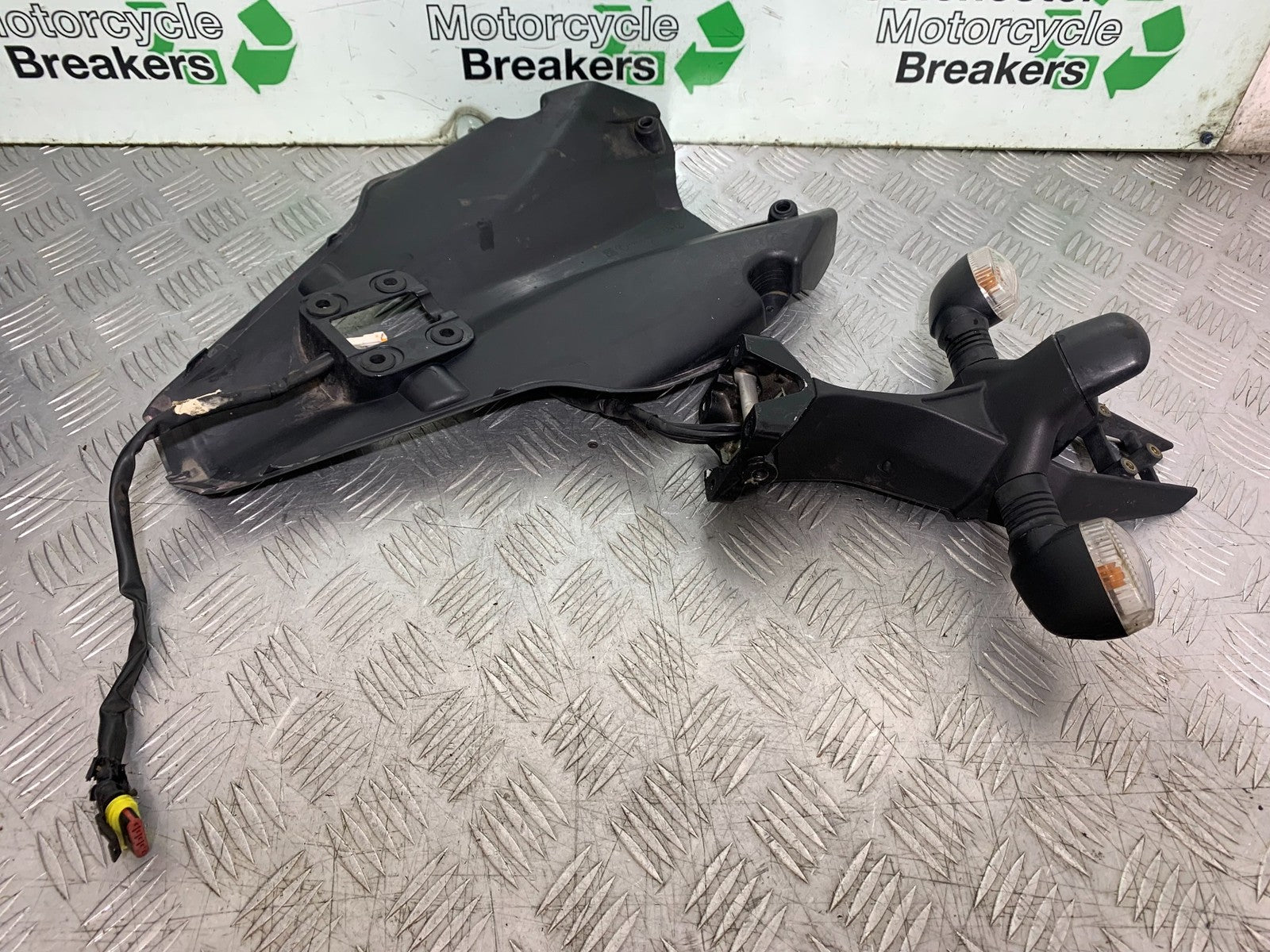 DUCATI 848 UNDERTRAY MUDGUARD INDICATORS YEAR 2008-2010 (CMB1323)