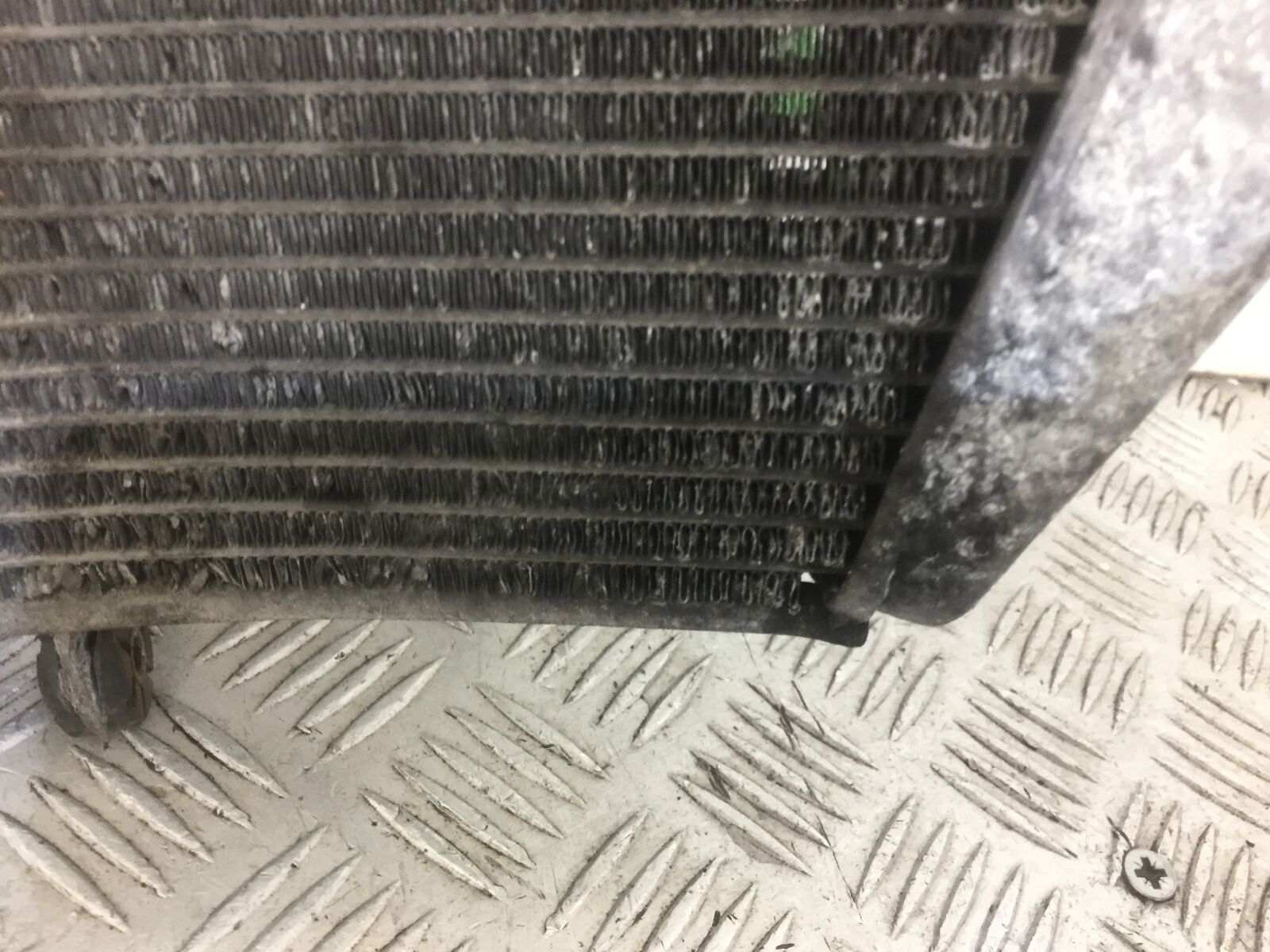 SUZUKI GSXR750 K6 K7 RADIATOR YEAR 2007 (STOCK 634)