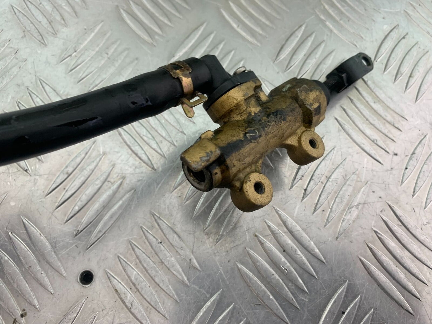 HONDA VFR400 VFR 400 NC21 REAR MASTER CYLINDER   YEAR 1986-87 (CMB1043)
