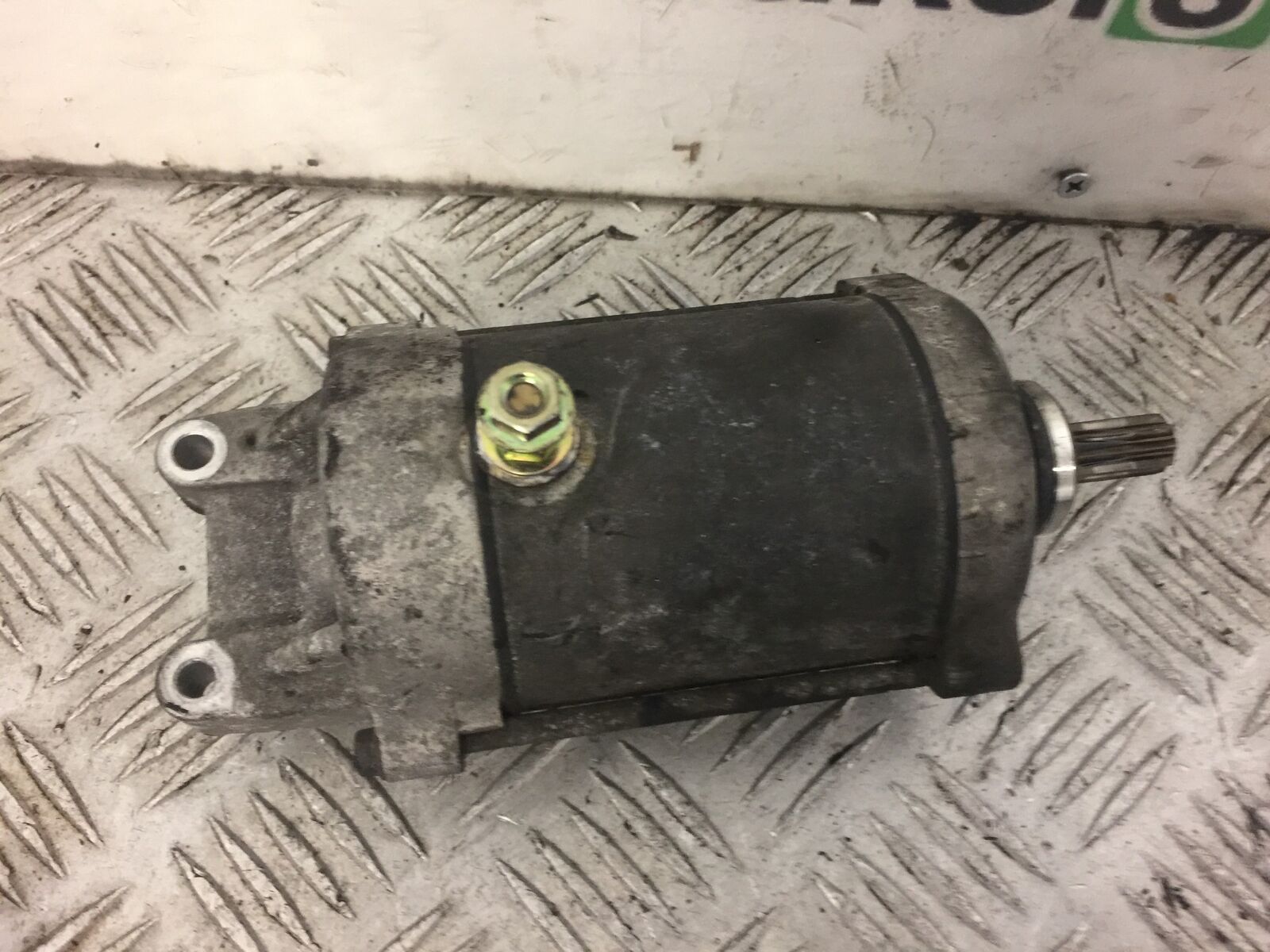 HONDA CB900 CB 900 HORNET STARTER MOTOR  YEAR 2002 STOCK 395