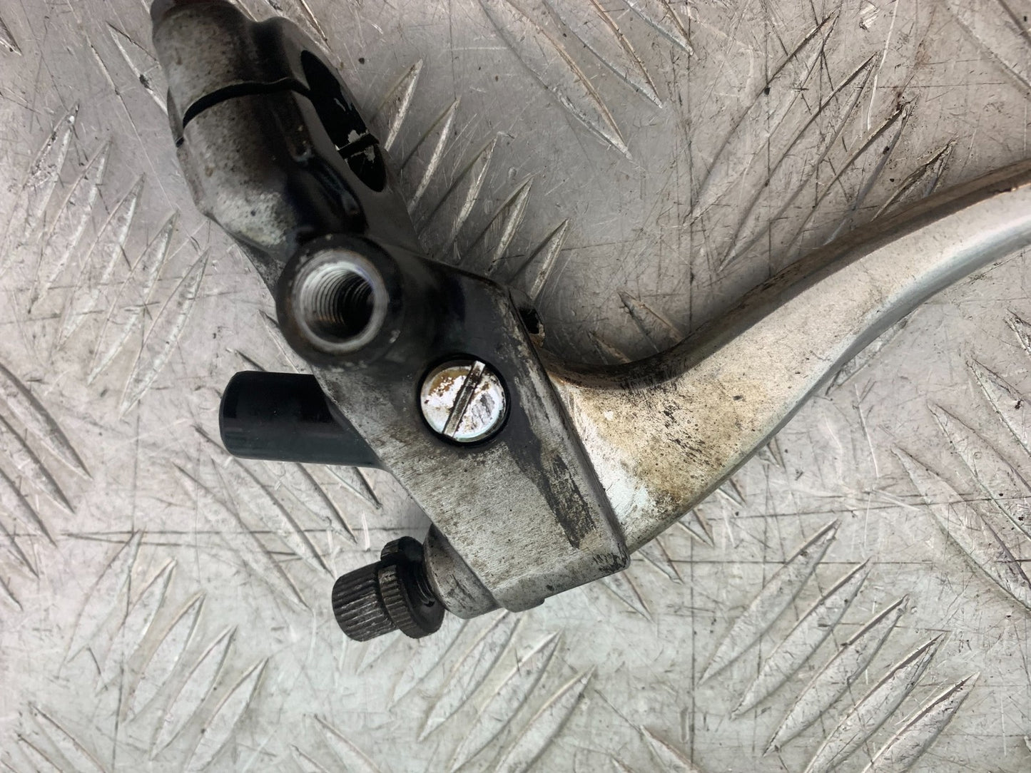 HONDA CB500 F CB500F CLUTCH LEVER AND BRACKET YEAR 2013-2015  (CMB1235)