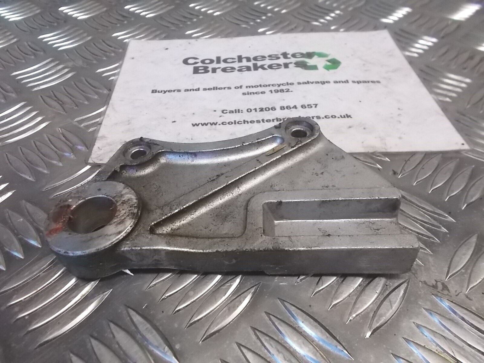 KAWASAKI ZX9R ZX9C REAR CALIPER BRACKET  YEAR 1998