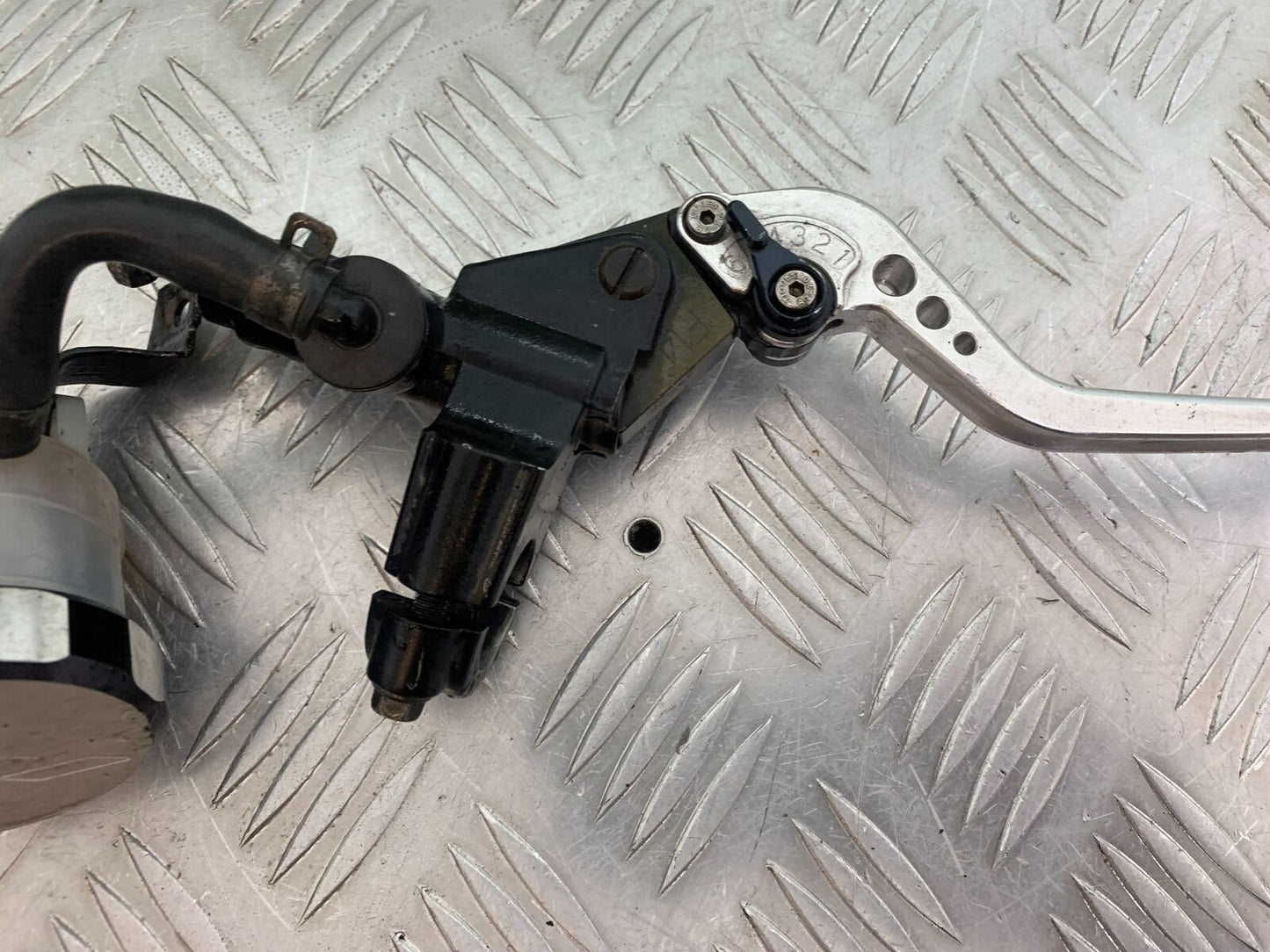 SUZUKI SV1000 SV 1000 K4 FRONT BRAKE MASTER CYLINDER  YEAR 2003-2007 (CMB1042)