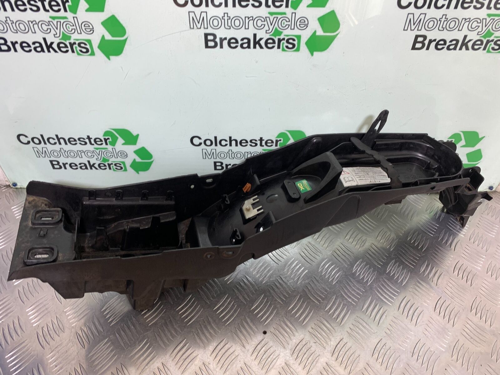 TRIUMPH TIGER 1200 EXPLORER UNDERTRAY YEAR  2012-2015 (STOCK 992)