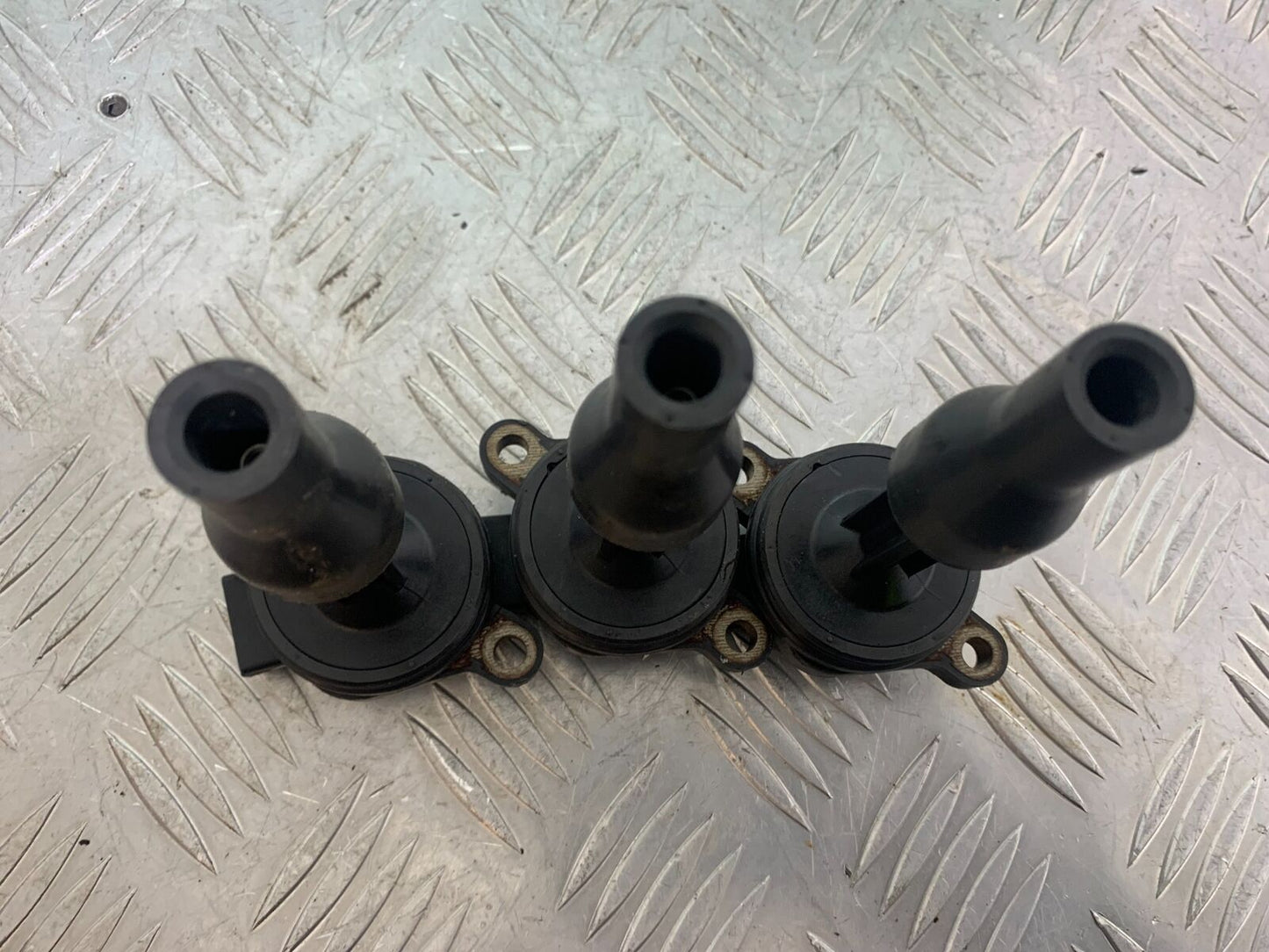 TRIUMPH 955i SPRINT ST COILS  YEAR 1999-2004 (CMB1124)