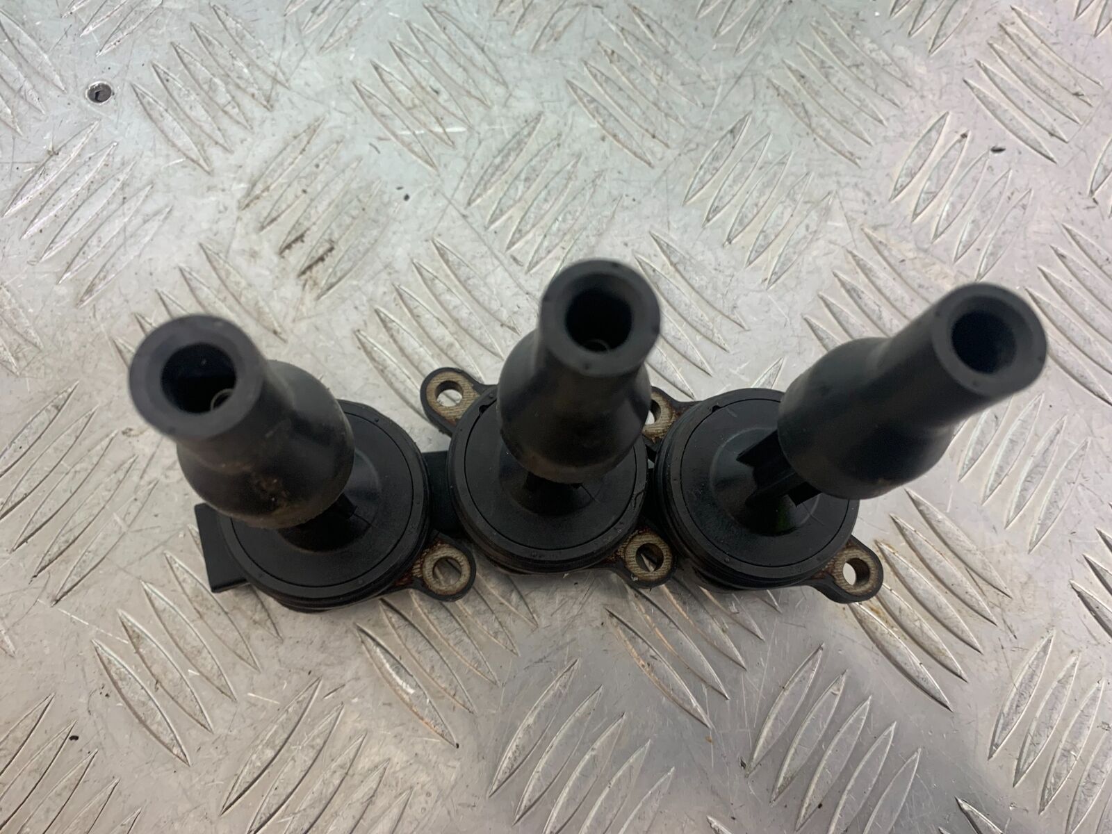 TRIUMPH 955i SPRINT ST COILS  YEAR 1999-2004 (CMB1124)