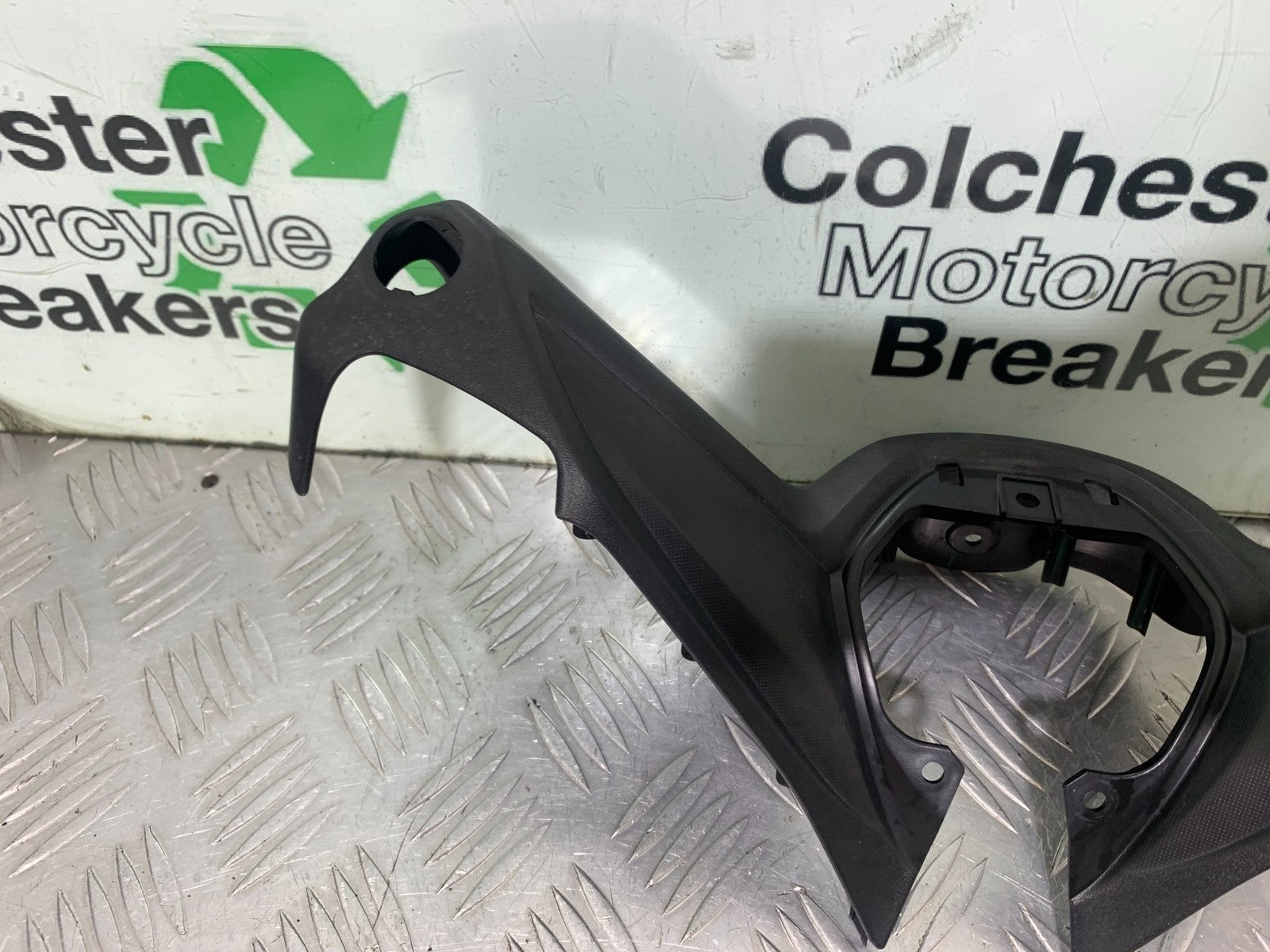 YAMAHA XMAX 300 HANDLEBAR COVER  YEAR 2017-2020 (CMB1218)