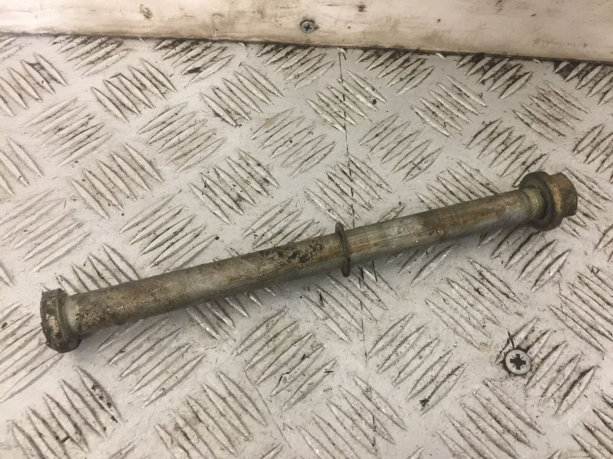 HUSQVARNA TE 610 E SWINGARM SPINDLE  YEAR 2001 (STOCK 803)