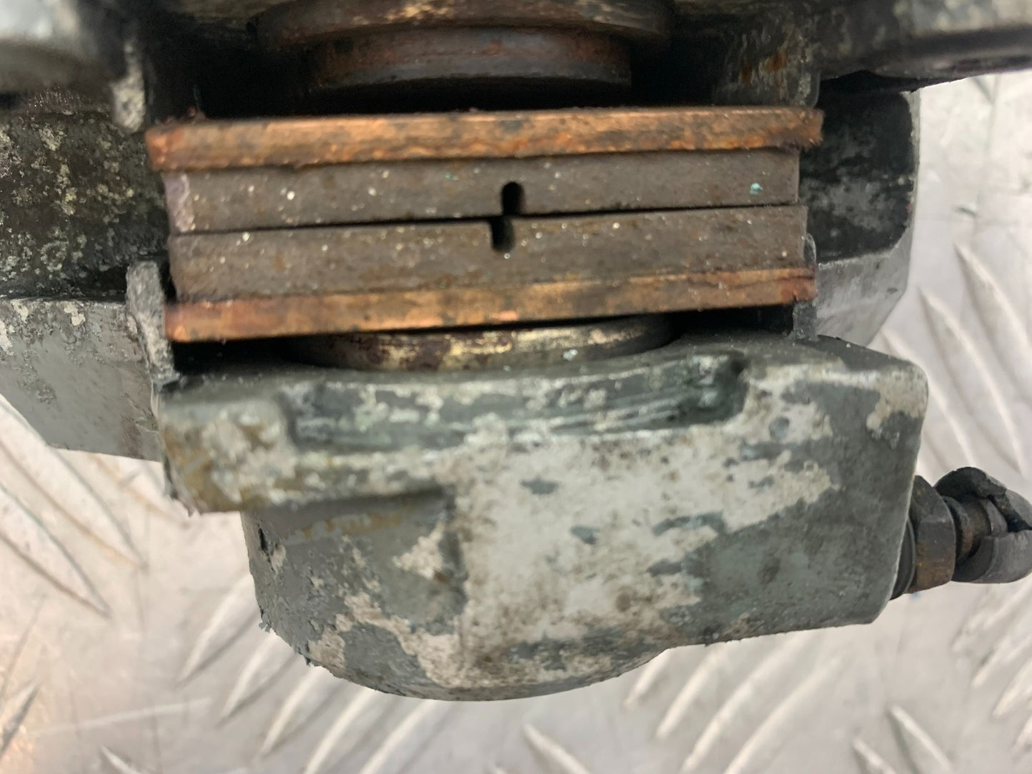 KAWASAKI ZZR1100 D REAR BRAKE CALIPER YEAR 1993-2001 (CMB1289)