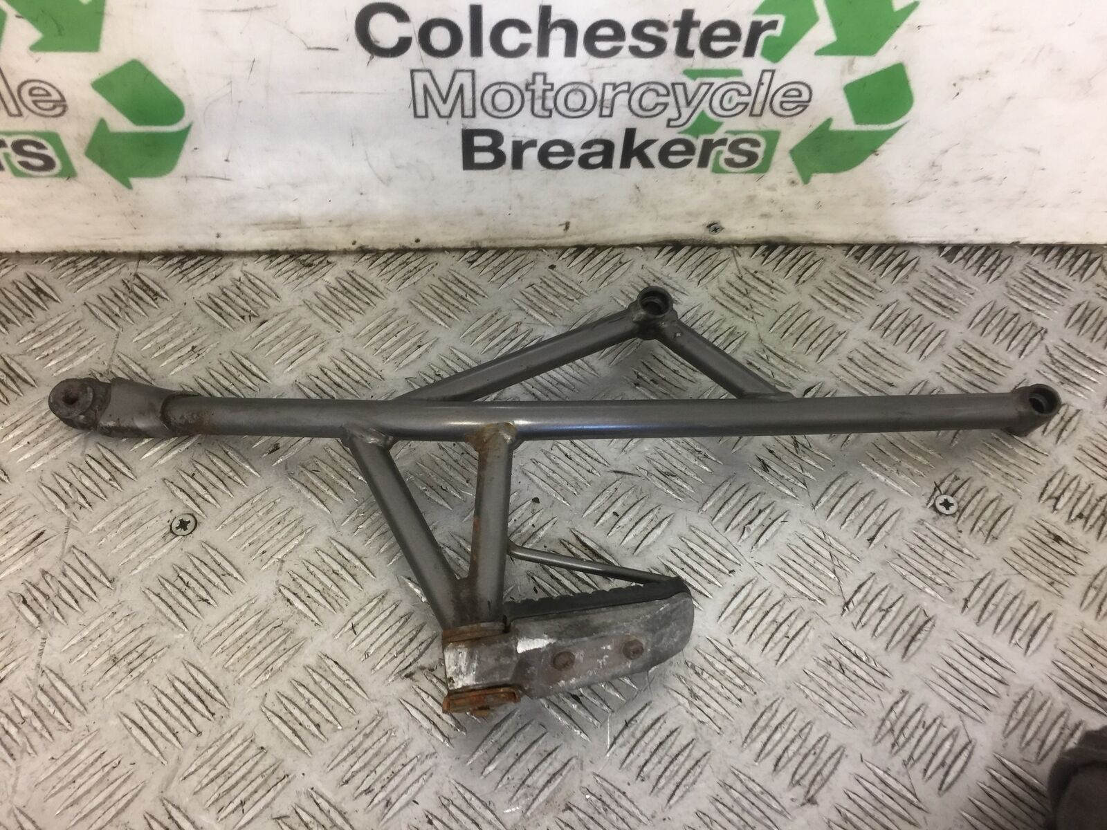 KAWASAKI 650 VERSYS LEFT REAR HANGER AND PEG  YEAR 2011 (STOCK 478) ABS