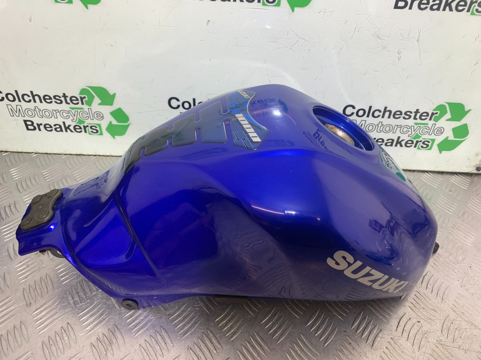 SUZUKI SV1000 SV 1000 S PETROL TANK  YEAR 2003-2007 (CMB1293)