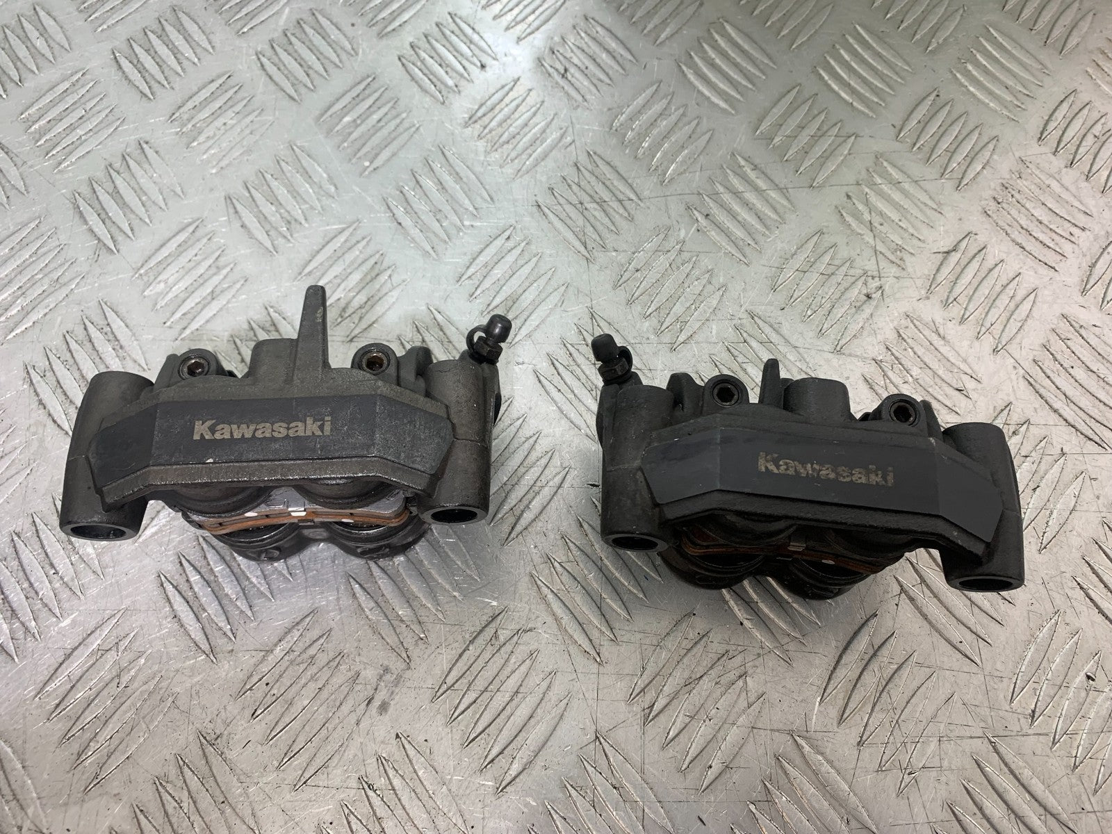 KAWASAKI Z1000 SX FRONT BRAKE CALIPERS  YEAR 2014-16 (CMB1264)