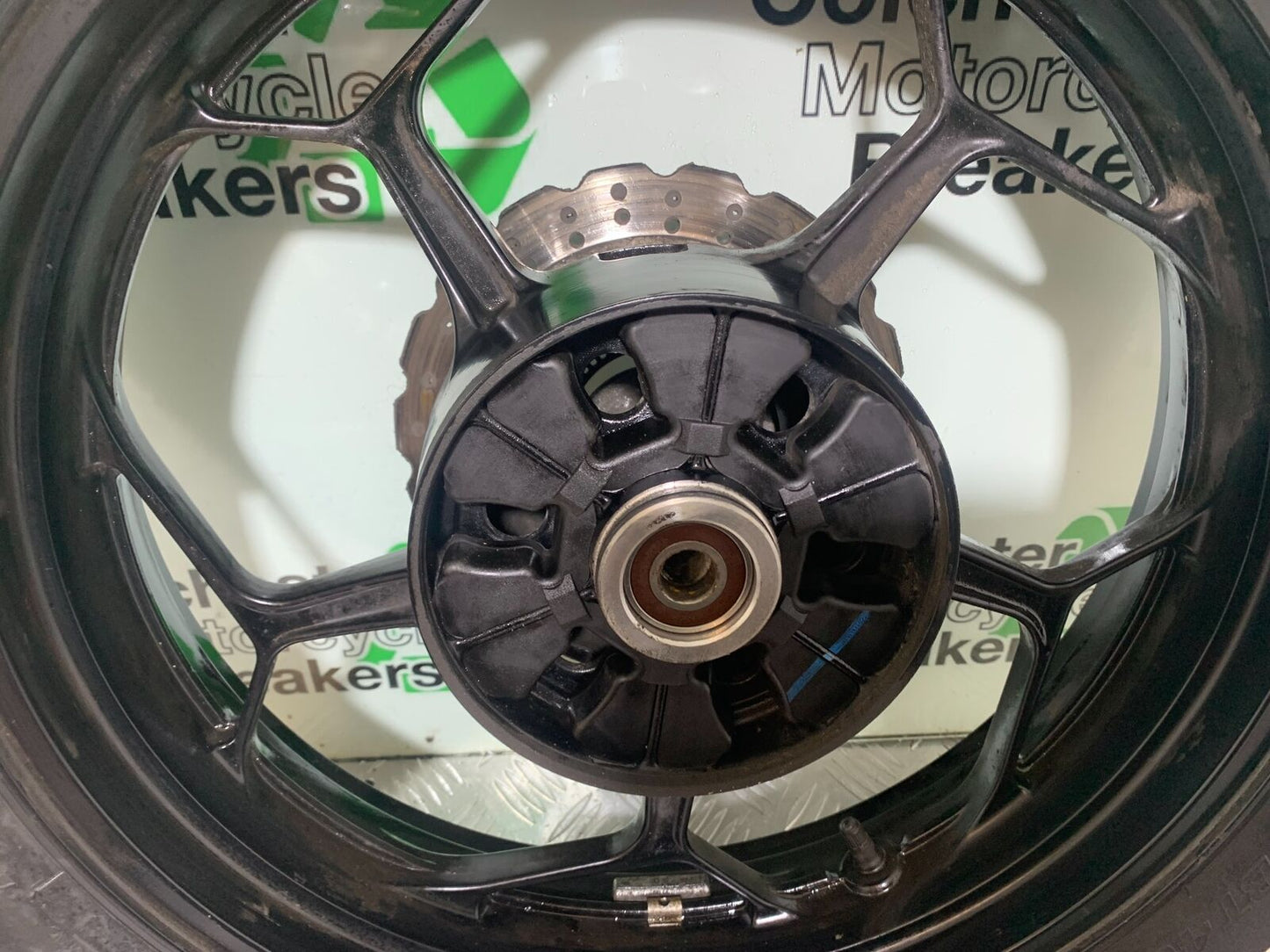 KAWASAKI Z300 ER300 REAR WHEEL (WITH GOOD TYRE)   YEAR 2016-2018  (CMB1056)