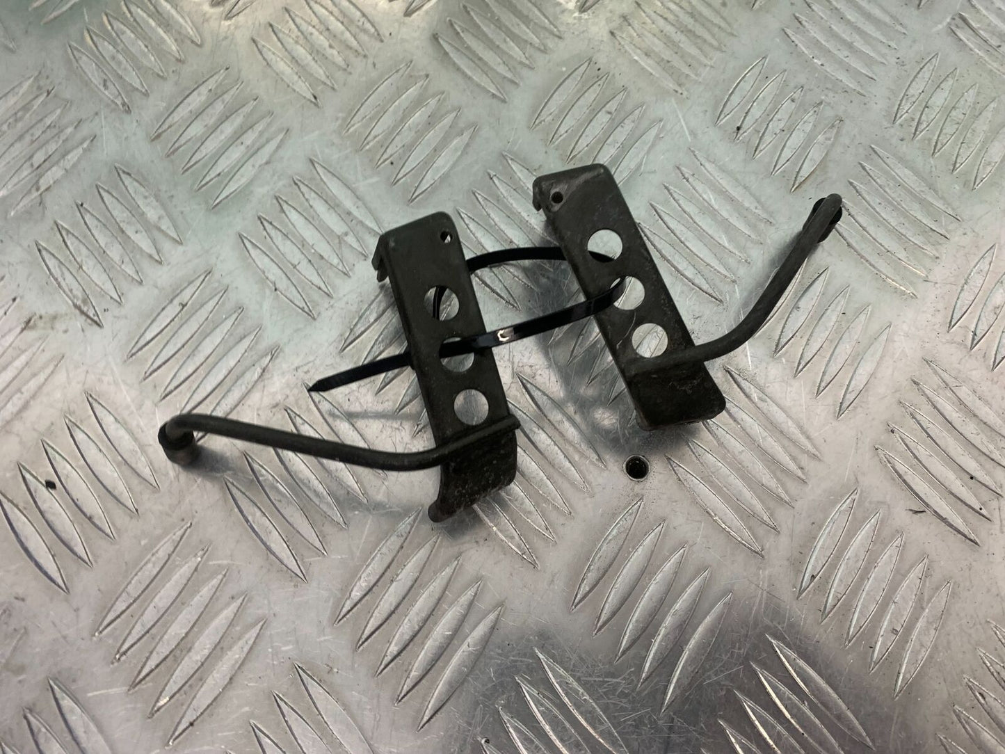 SUZUKI SV1000 SV 1000 K4 BRACKETS  YEAR 2004 (STOCK 990)