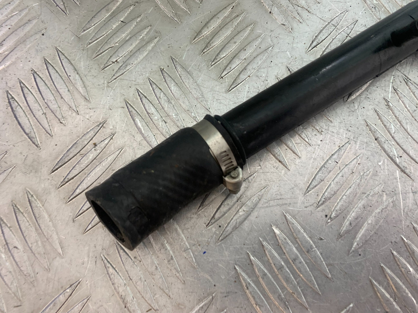 YAMAHA YZF R1 COOLANT PIPE  YEAR 2004-2006 (CMB1155)