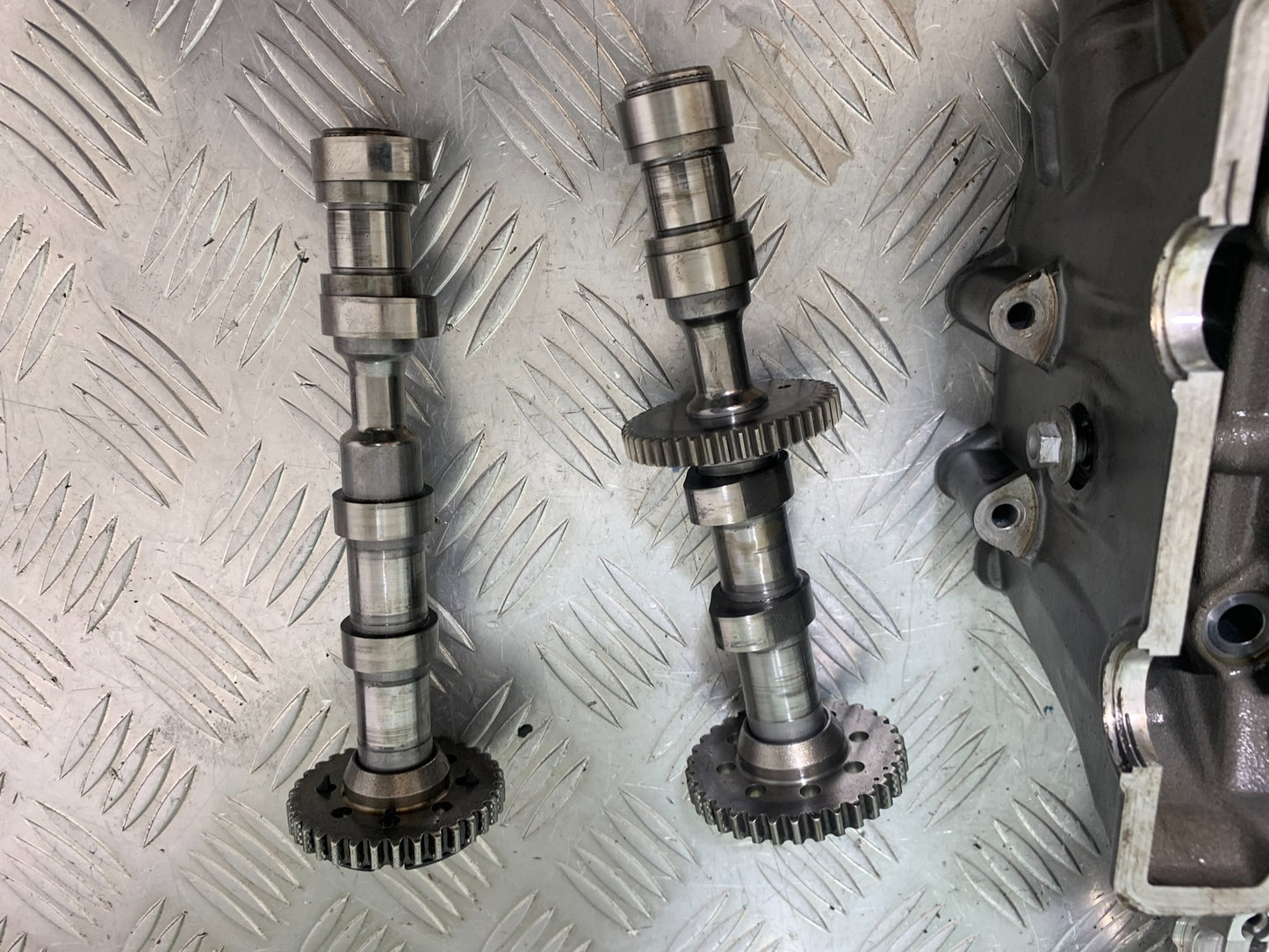 KTM 790 DUKE CYLINDER HEAD & CAMS (WORN) YEAR 2018-2021  (CMB11150)