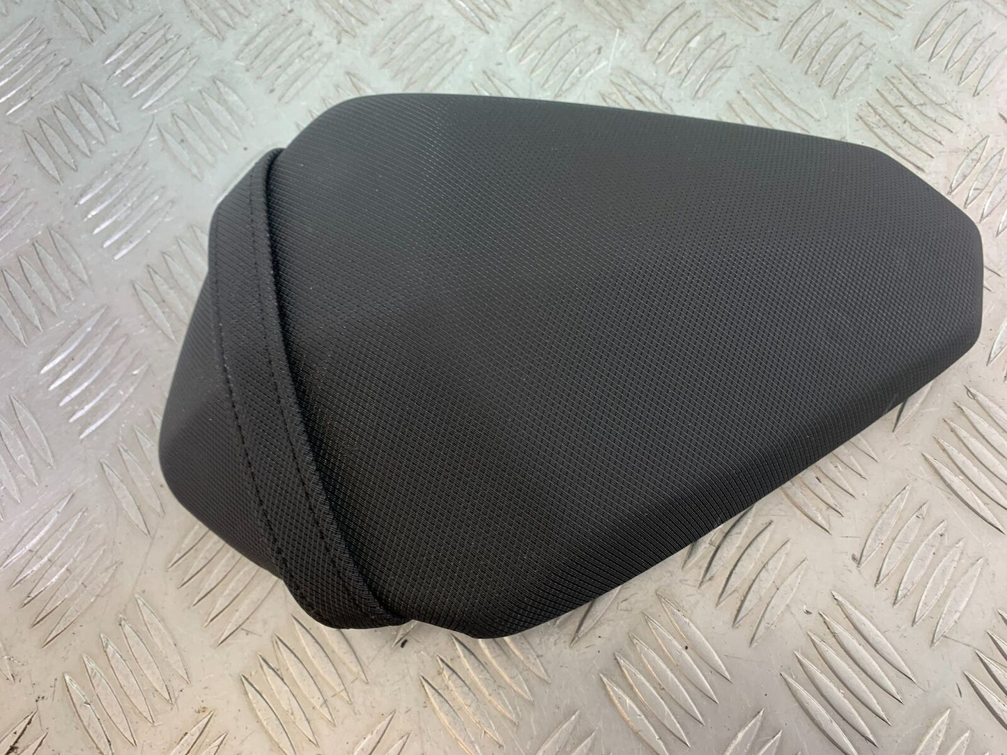 KAWASAKI NINJA 400 EX 400 REAR SEAT  YEAR 2024 (CMB1075)