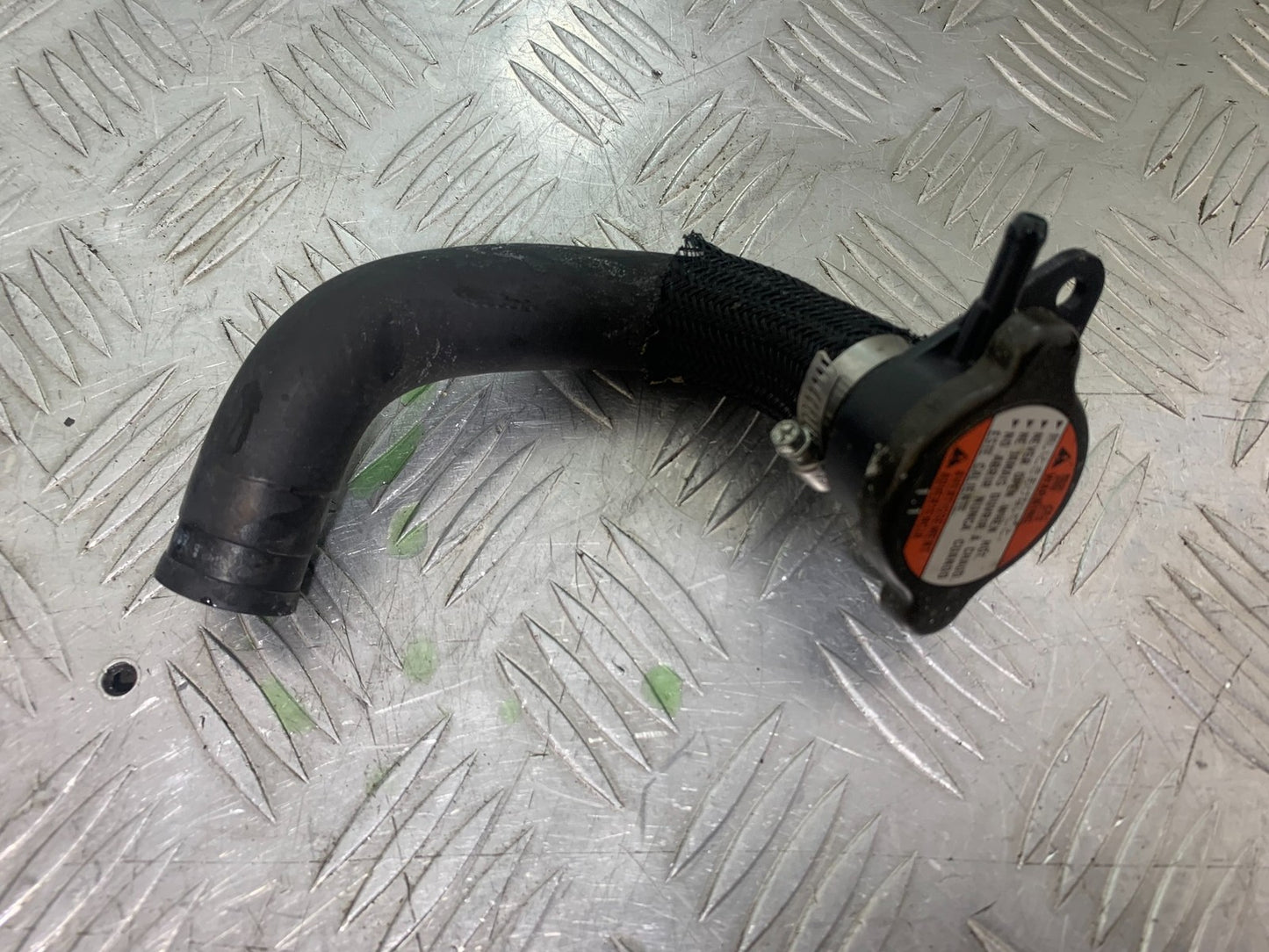 SUZUKI GSR600 GSR 600 RADIATOR CAP   2006-2010 (CMB1177)