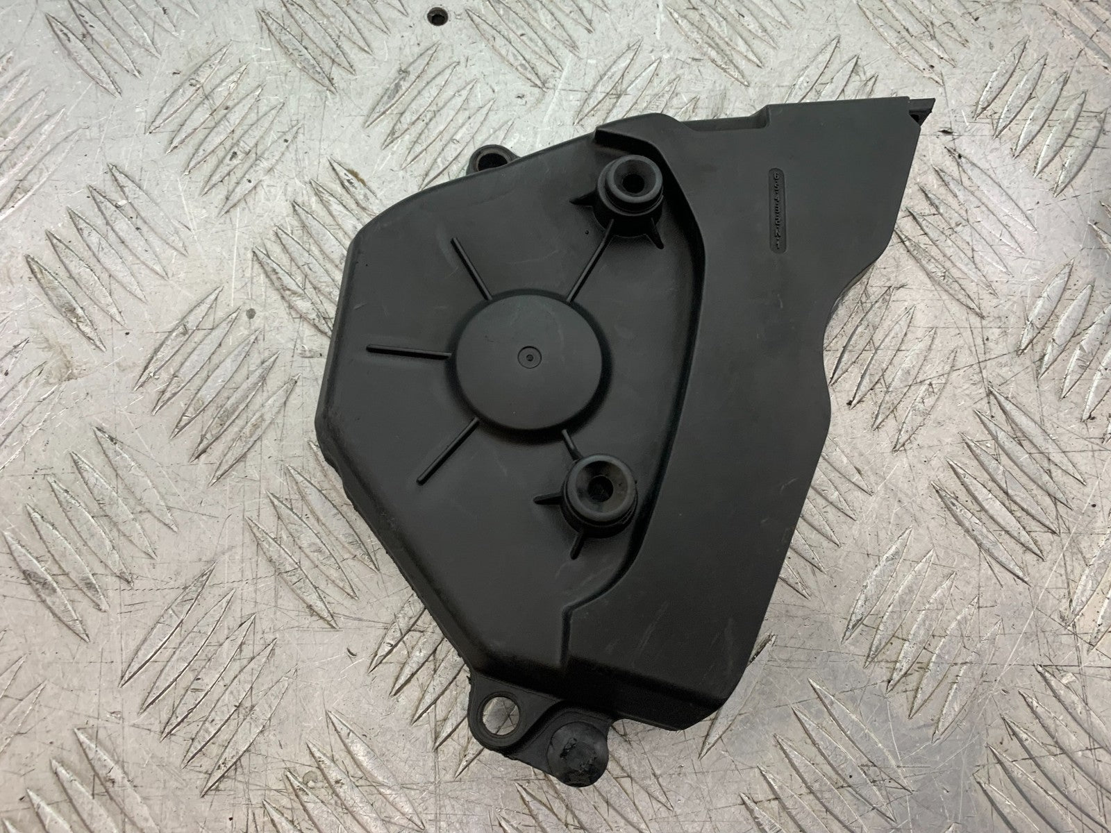 HONDA CBF600 CBF 600  SPROCKET COVER  YEAR 2004-07  (CMB1305)