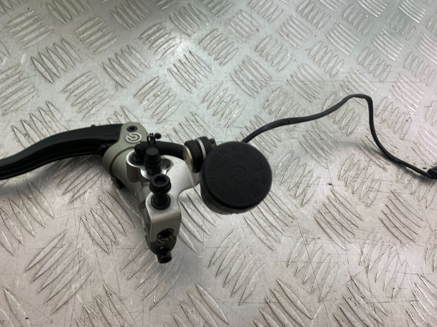 DUCATI 937 MONSTER CLUTCH MASTER CYLINDER  YEAR 2021-2024 (CMB1270)