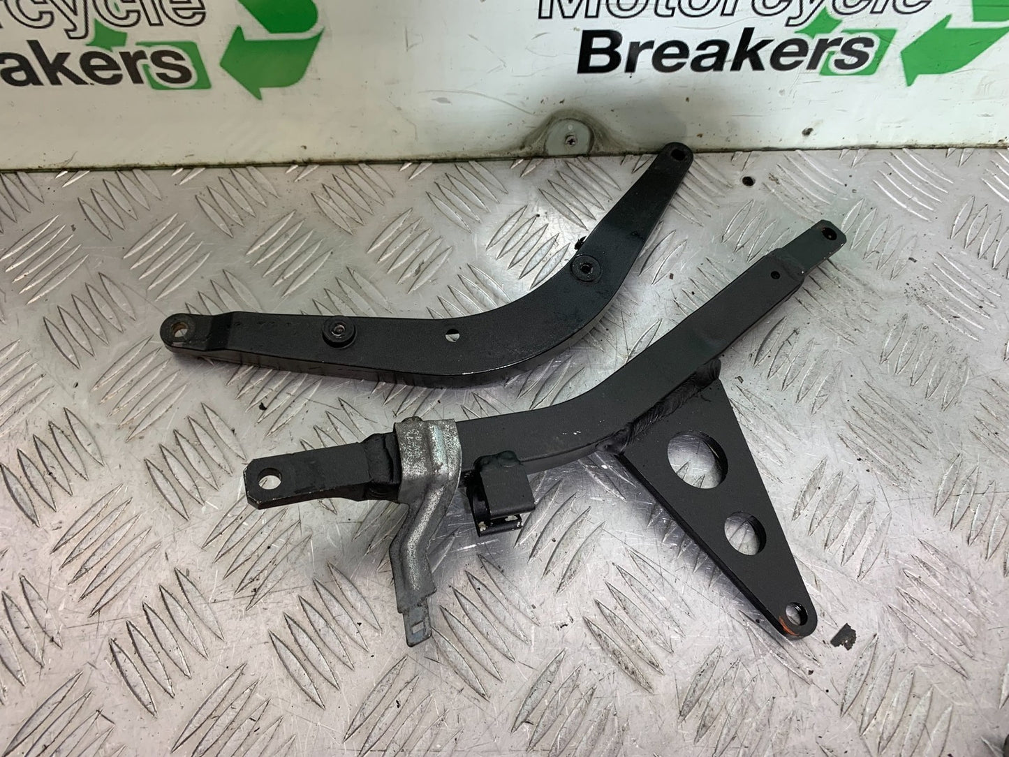 KAWASAKI GTR1400 GTR 1400 FRAME RAILS  YEAR 2007-2009 (CMB1306)