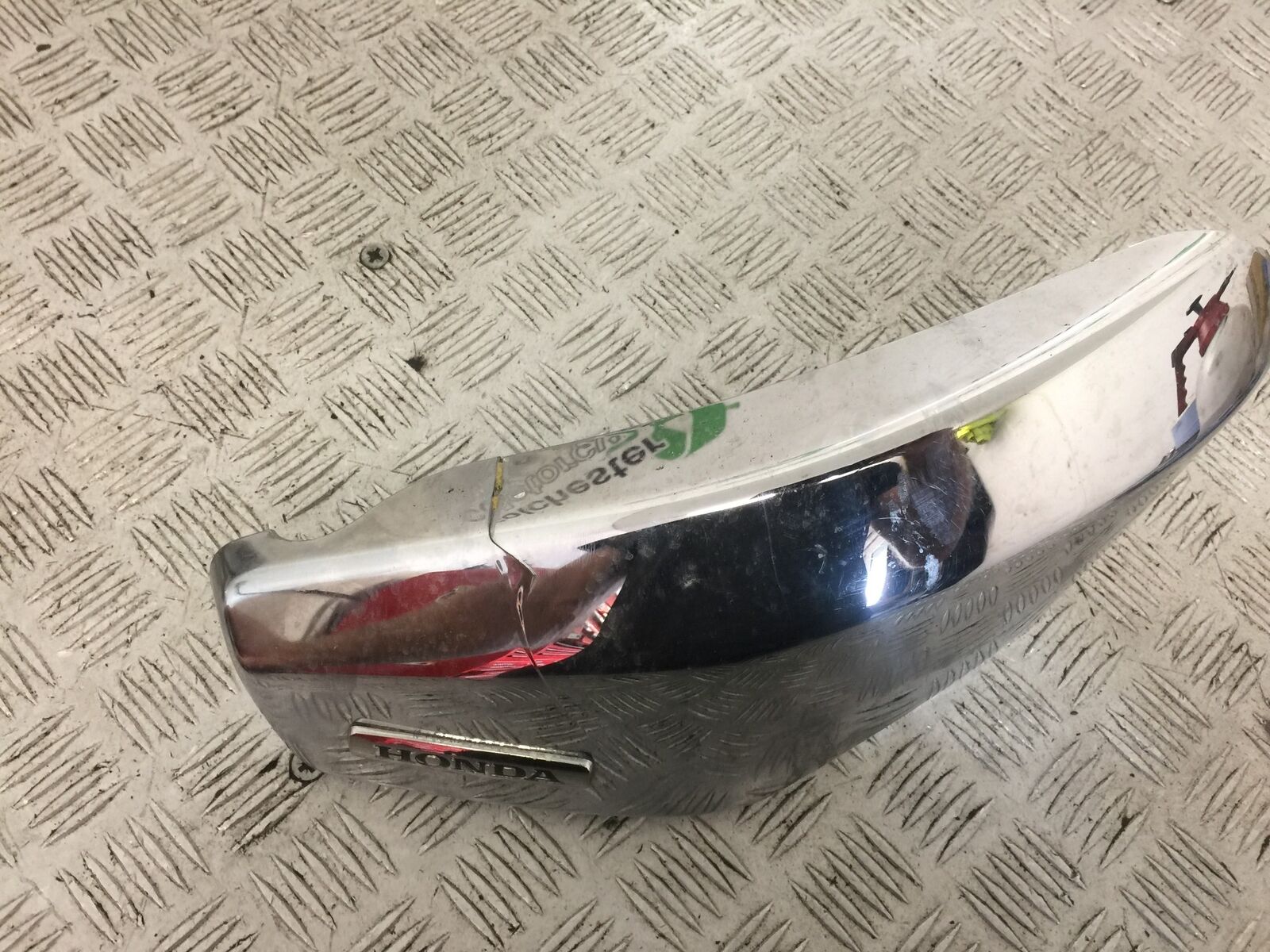 HONDA VTX1300 S RIGHT SEAT PANEL  YEAR 2004-09 (STOCK 749)