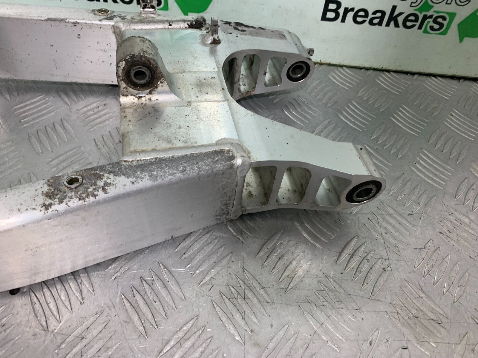 HONDA CB600 CB 600 HORNET SWINGARM   YEAR 1998-2002 (CMB1297)