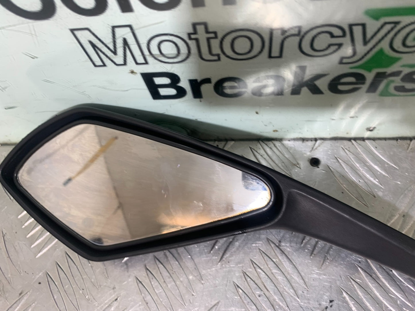 TRIUMPH 675 STREET TRIPLE LEFT MIRROR  2013-2016 (CMB1186)