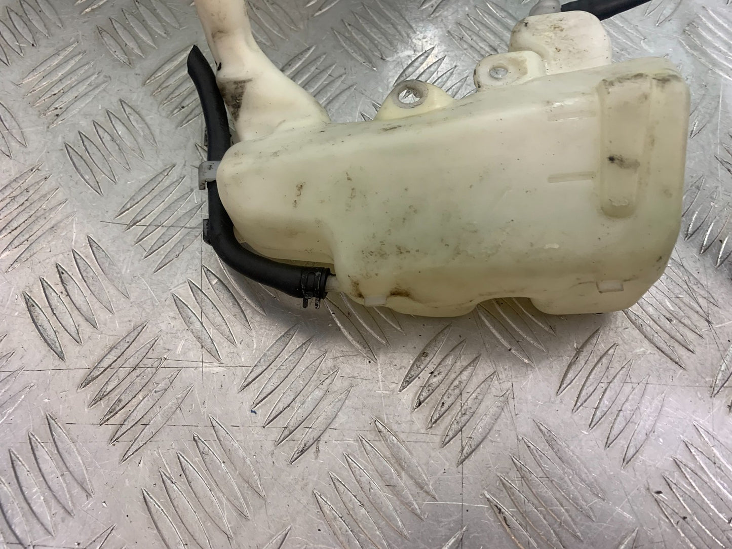 TRIUMPH 675 STREET TRIPLE COOLANT BOTTLE   2013-2016 (CMB1186)