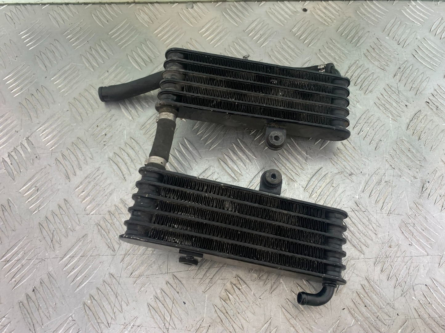 APRILIA RSV1000 R FACTORY MILLE OIL COOLERS  2004-09 (CMB1203)
