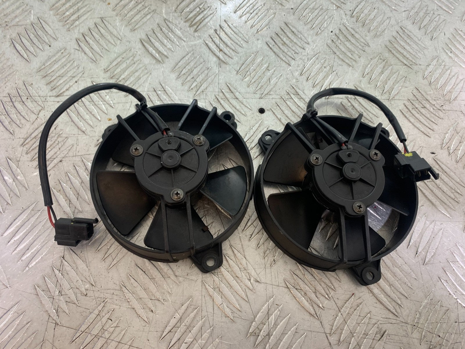APRILIA RSV4 FACTORY RADIATOR FAN  YEAR 2009-2012 (CMB1224)