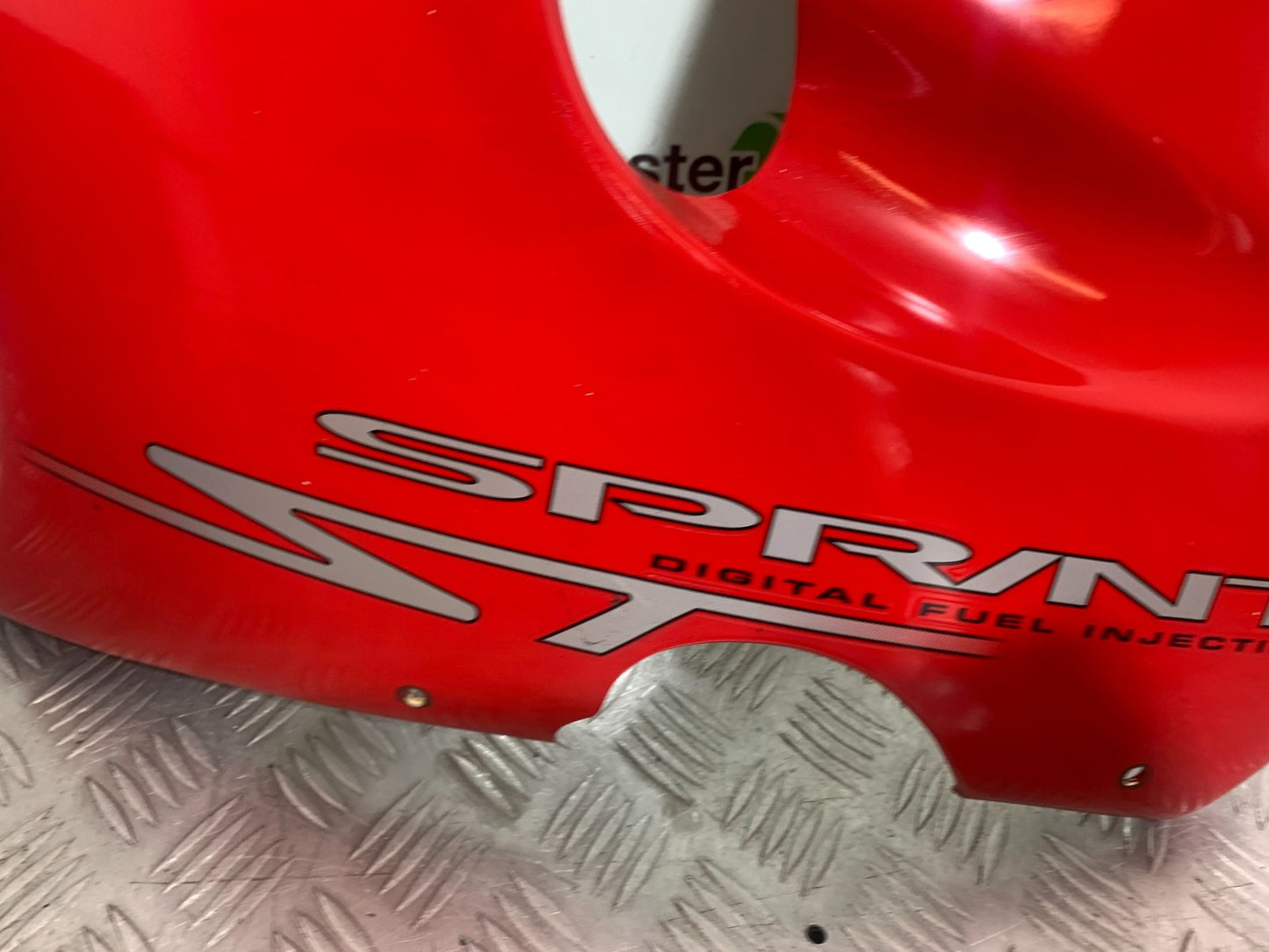 TRIUMPH 955i SPRINT ST LEFT FAIRING PANEL  1999-2004 (CMB1176)