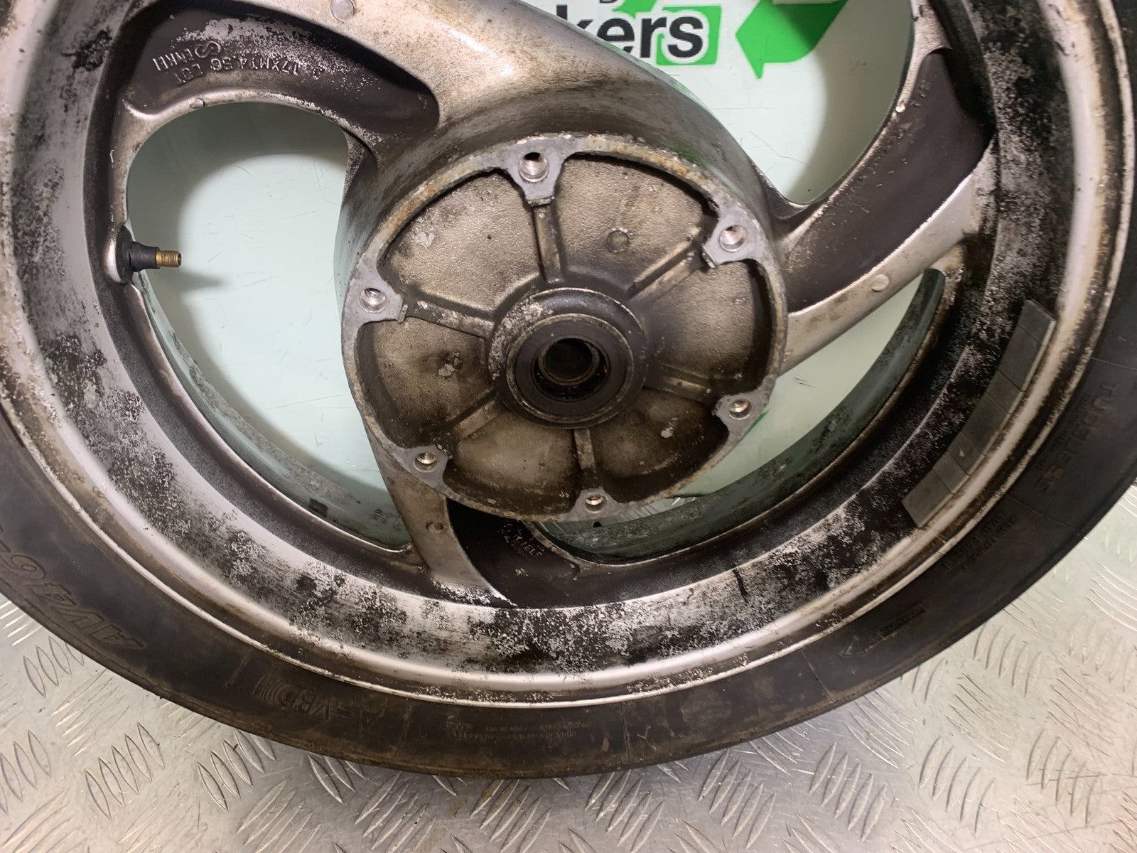 HONDA NT650 V DEAUVILLE REAR WHEEL  YEAR 1999 (CMB1268)