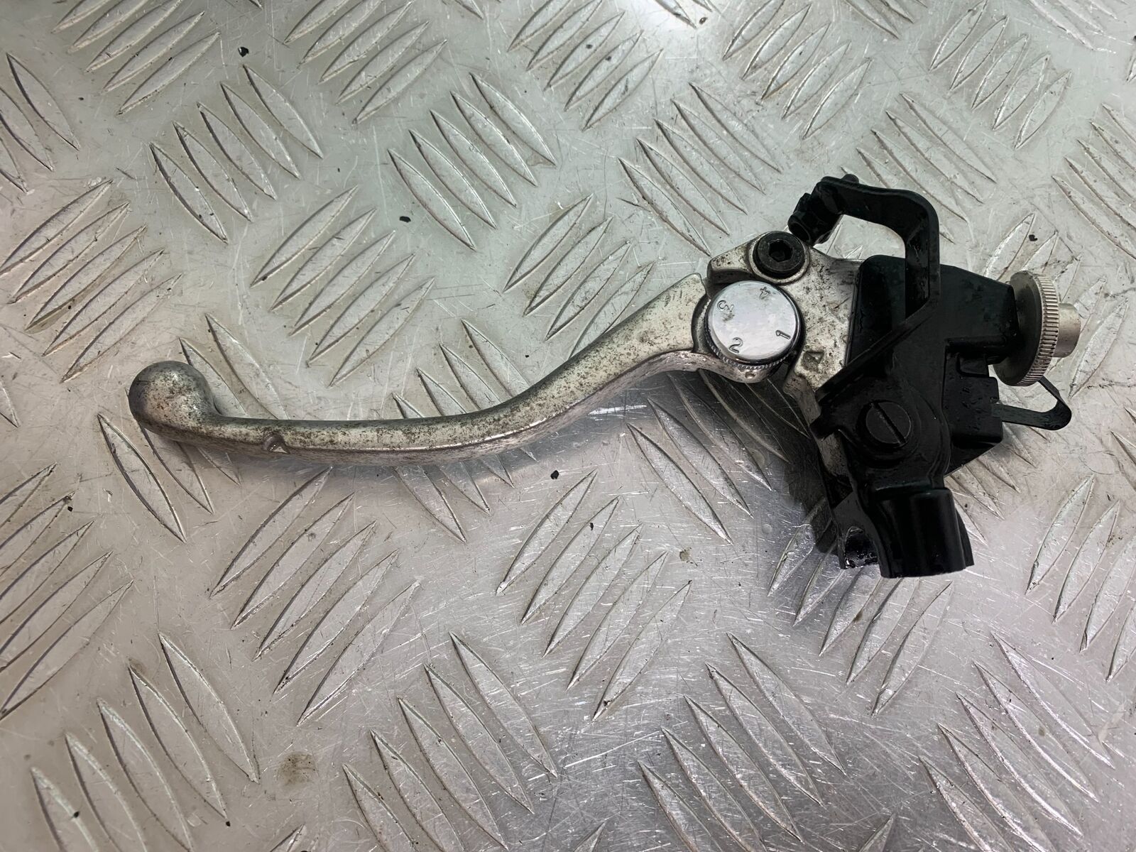 TRIUMPH TIGER 800 CLUTCH LEVER  YEAR 2011-2014 (CMB1113)