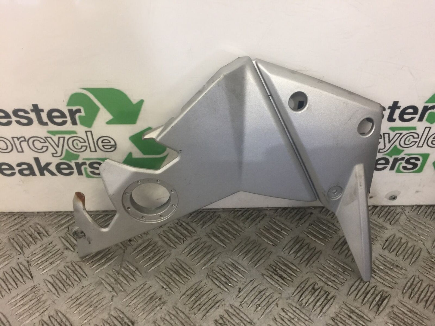 KAWASAKI Z750 Z 750 RIGHT FRAME INFILL PANEL  YEAR 2009