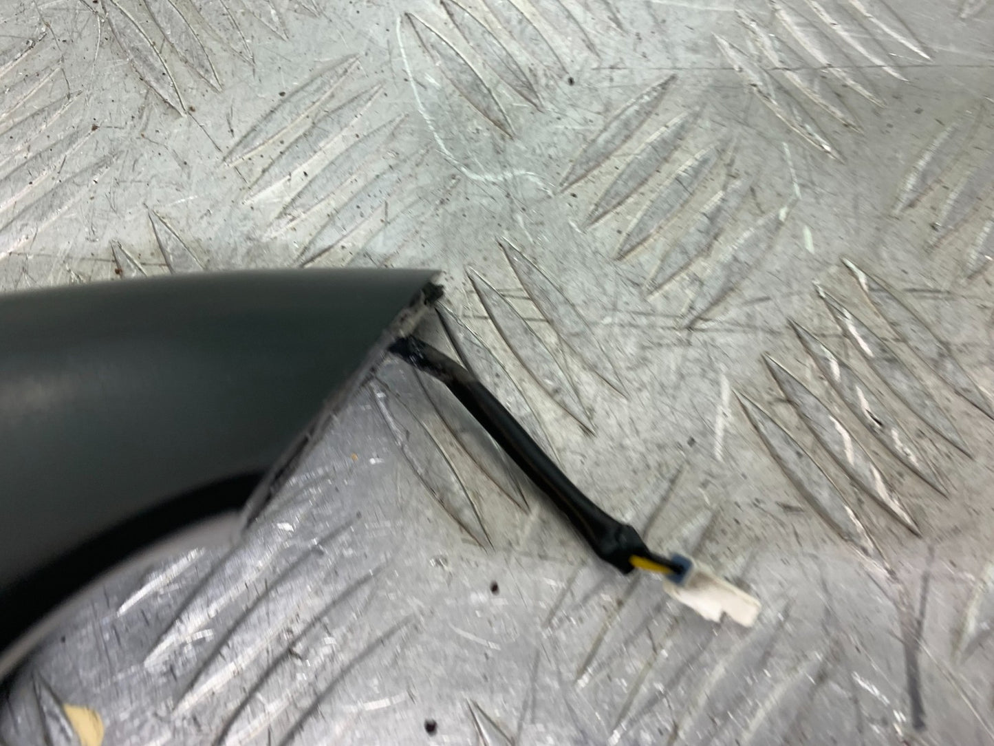 MV AGUSTA 675 F3 LEFT MIRROR (DAMAGED) YEAR 2012-2016 (CMB1302)