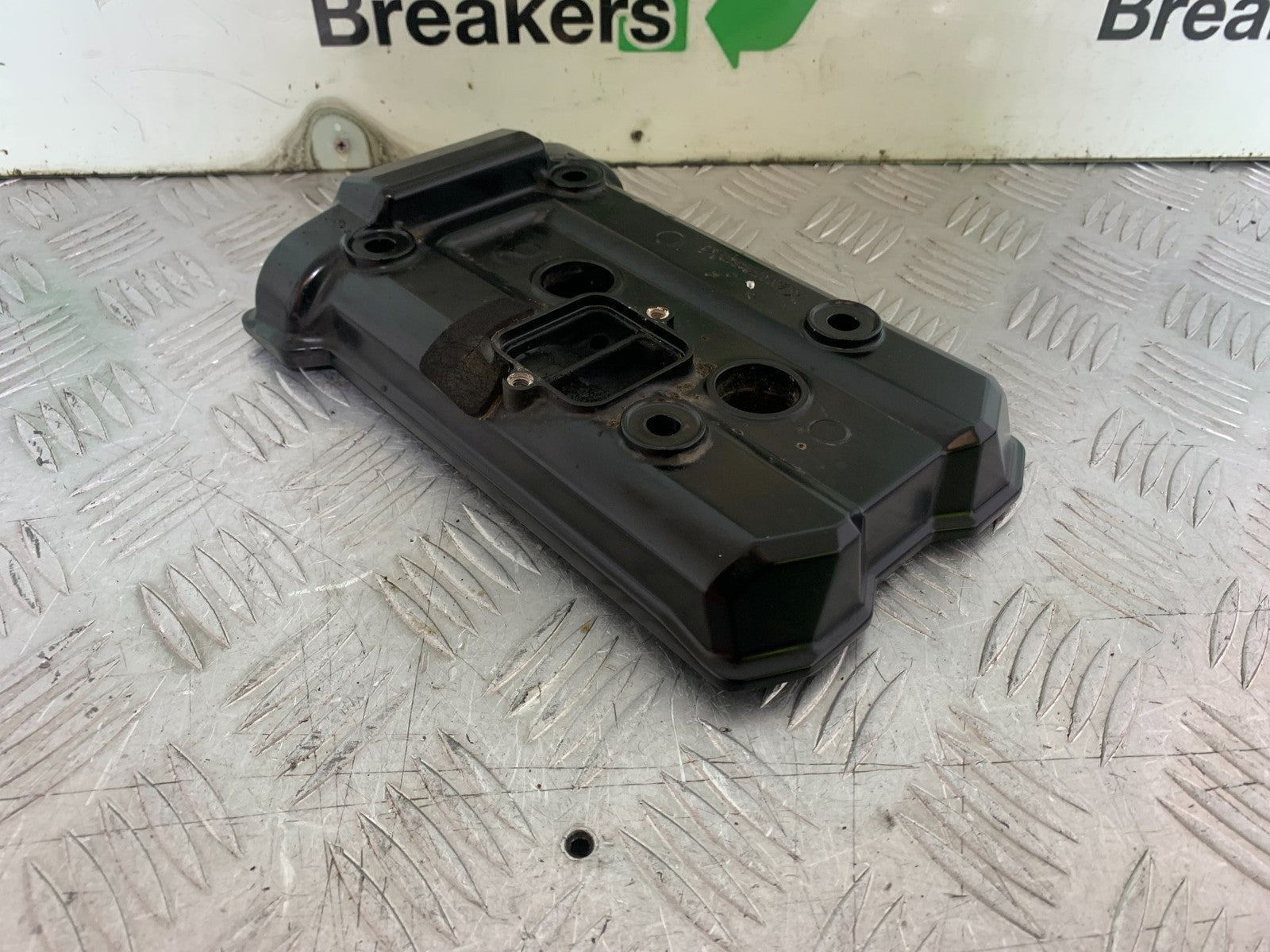 KAWASAKI NINJA 650 CYLINDER HEAD ROCKER COVER YEAR 2017-2019
