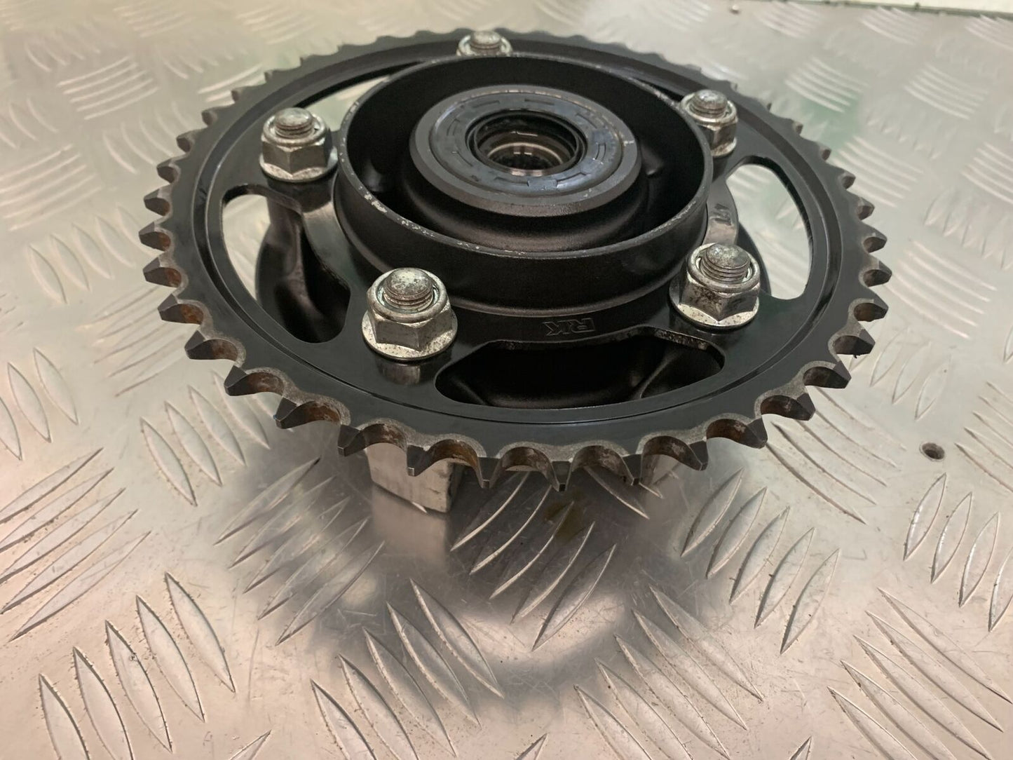 HONDA CBR650 R CBR 650R REAR SPROCKET CARRIER  YEAR 2019-2020 (STOCK 952)